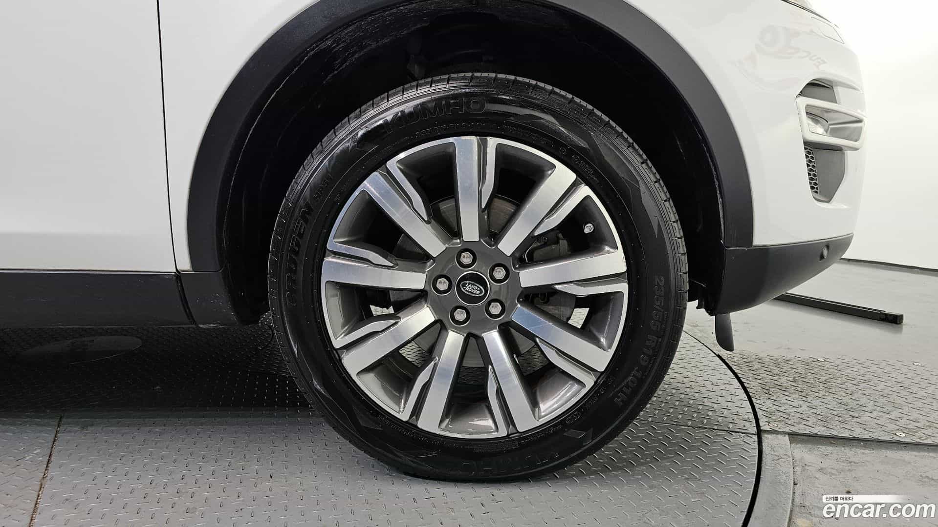 Discovery Sport Land Rover 2018.5-OUTER-005