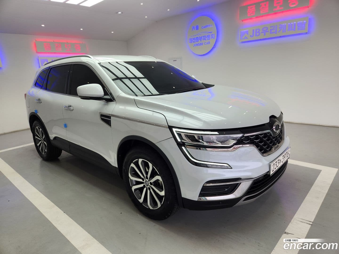 Main__Slider__Photo:QM6 Renault Korea 2022.1-0