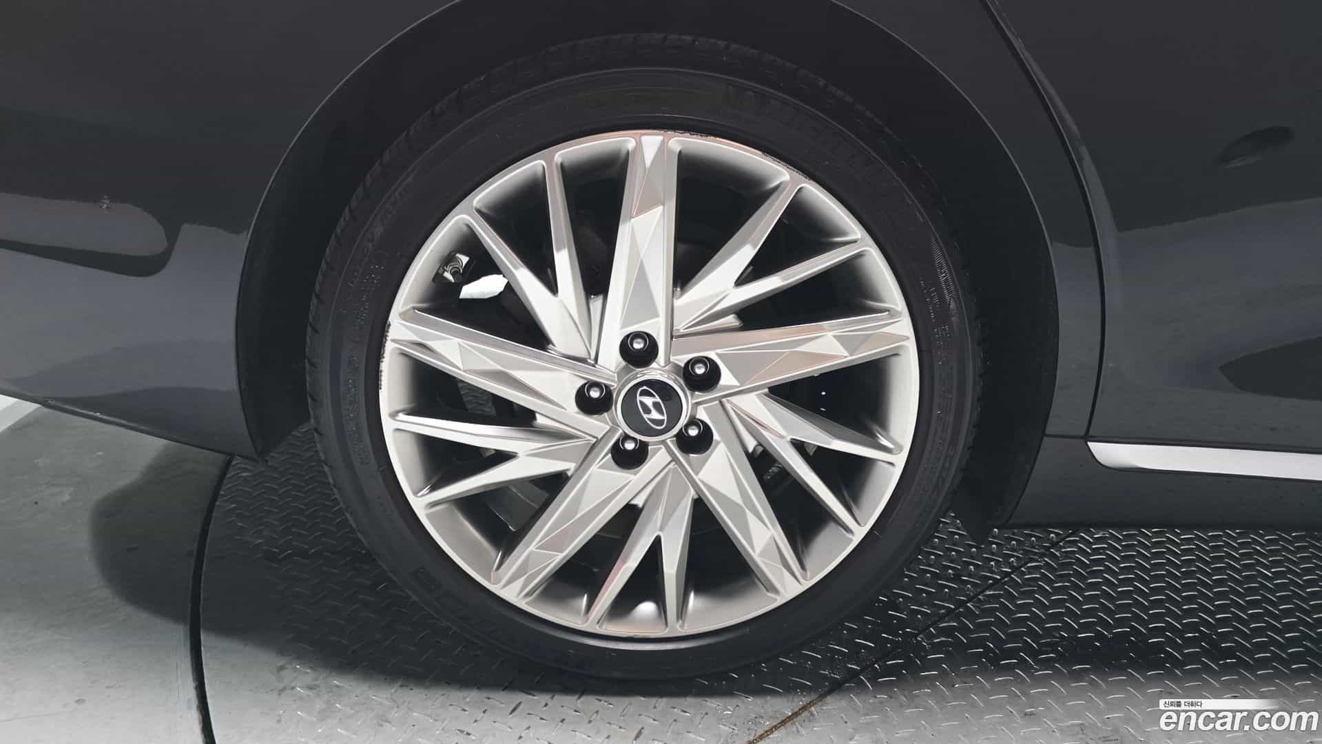 Grandeur Hyundai 2021.4-OUTER-005