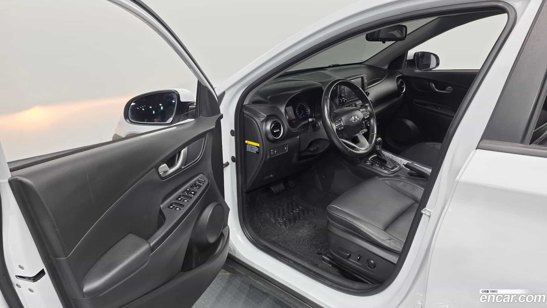 Kona Hyundai 2018.0-OPTION-015