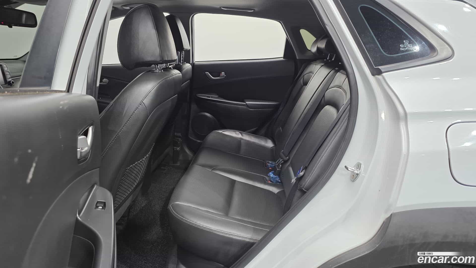 Kona Hyundai 2018.0-OPTION-016
