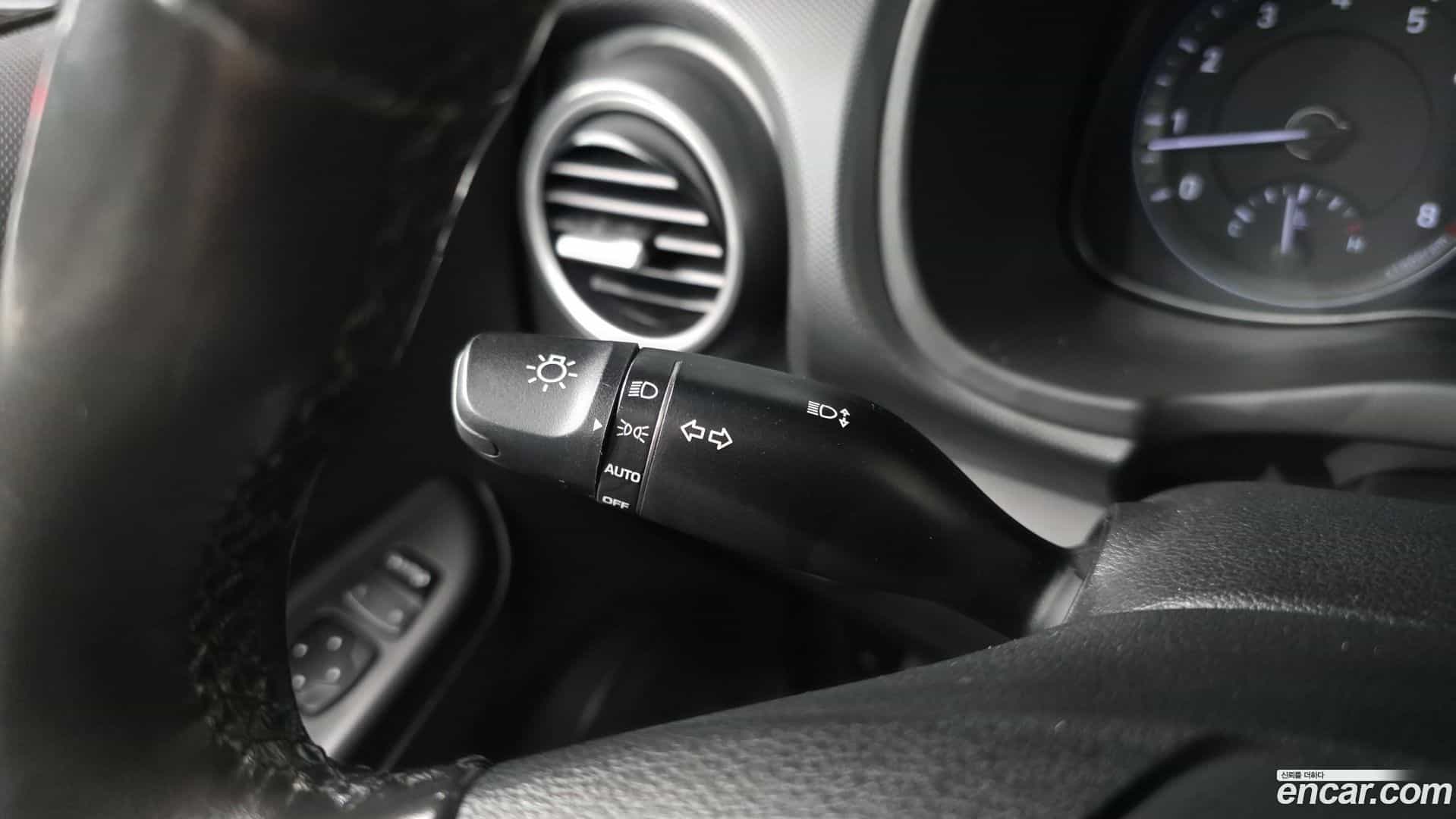Kona Hyundai 2018.0-OPTION-021