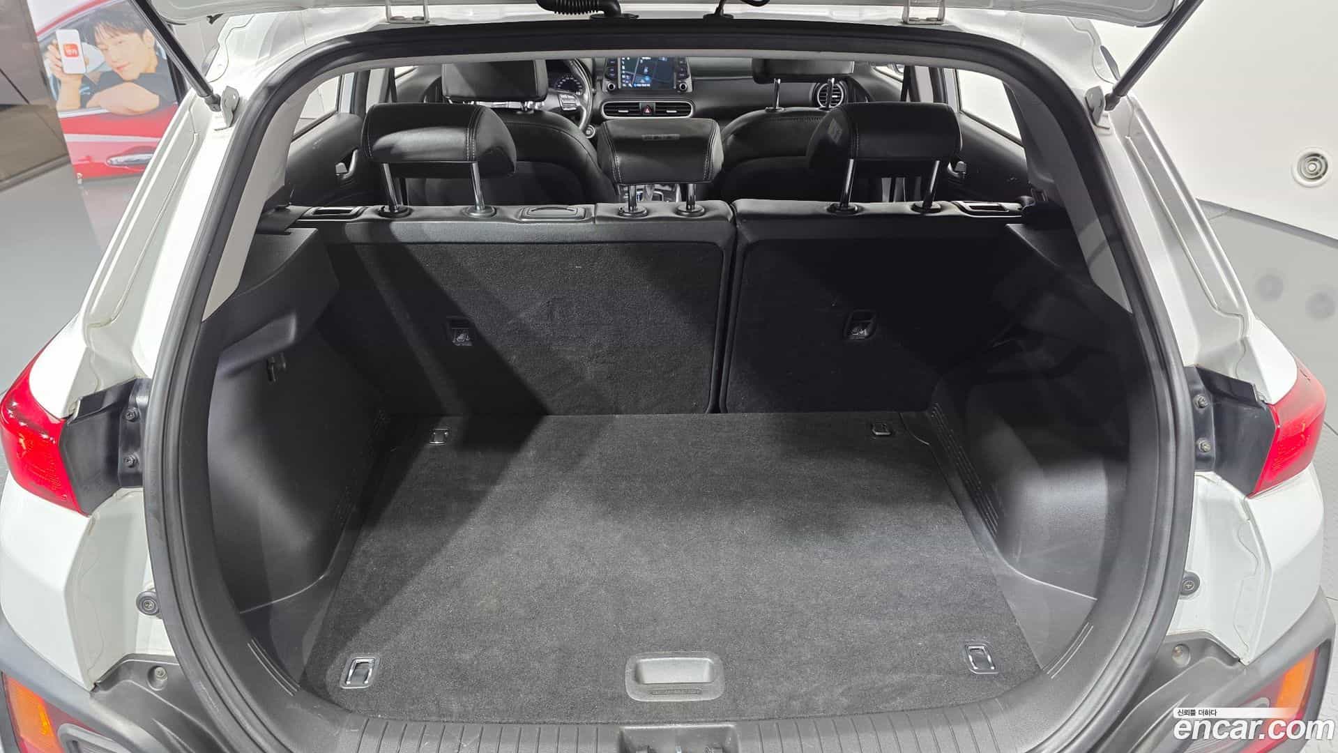 Kona Hyundai 2018.0-OPTION-024