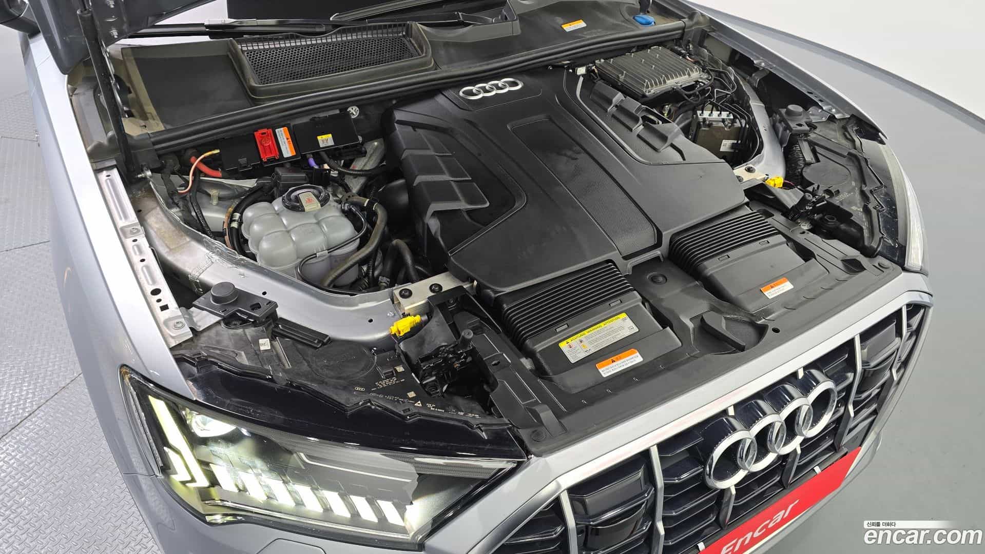 Q7 Audi 2021.0-OUTER-006