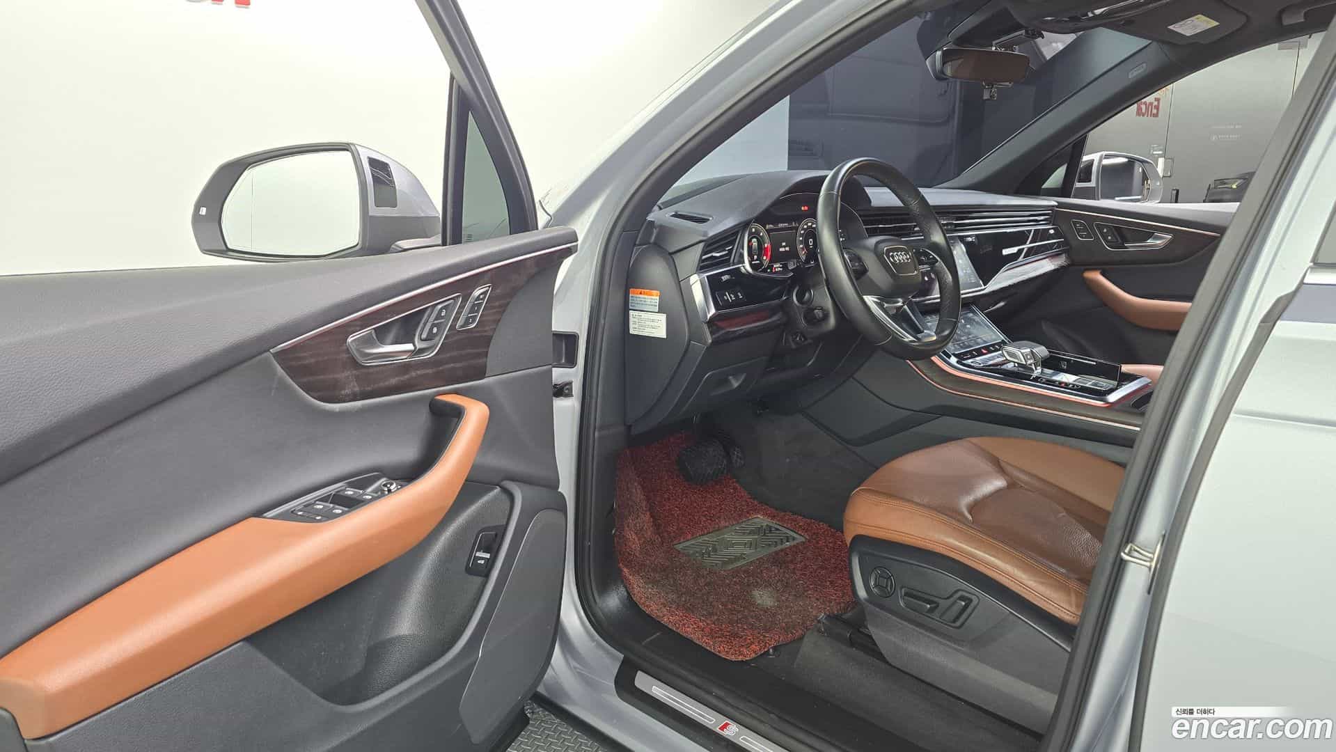 Q7 Audi 2021.0-OPTION-015