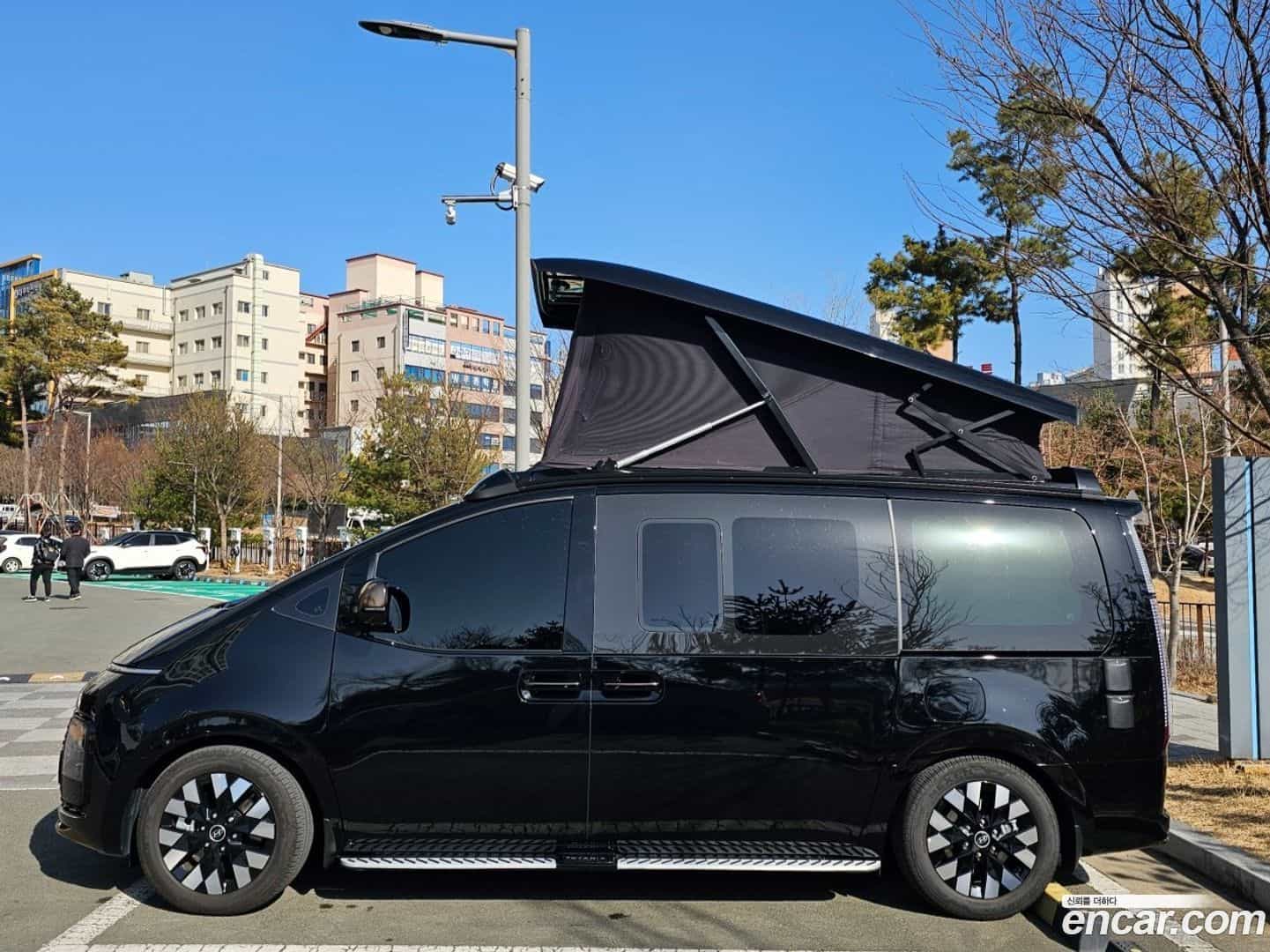 Staria Hyundai 2025.8-OUTER-002