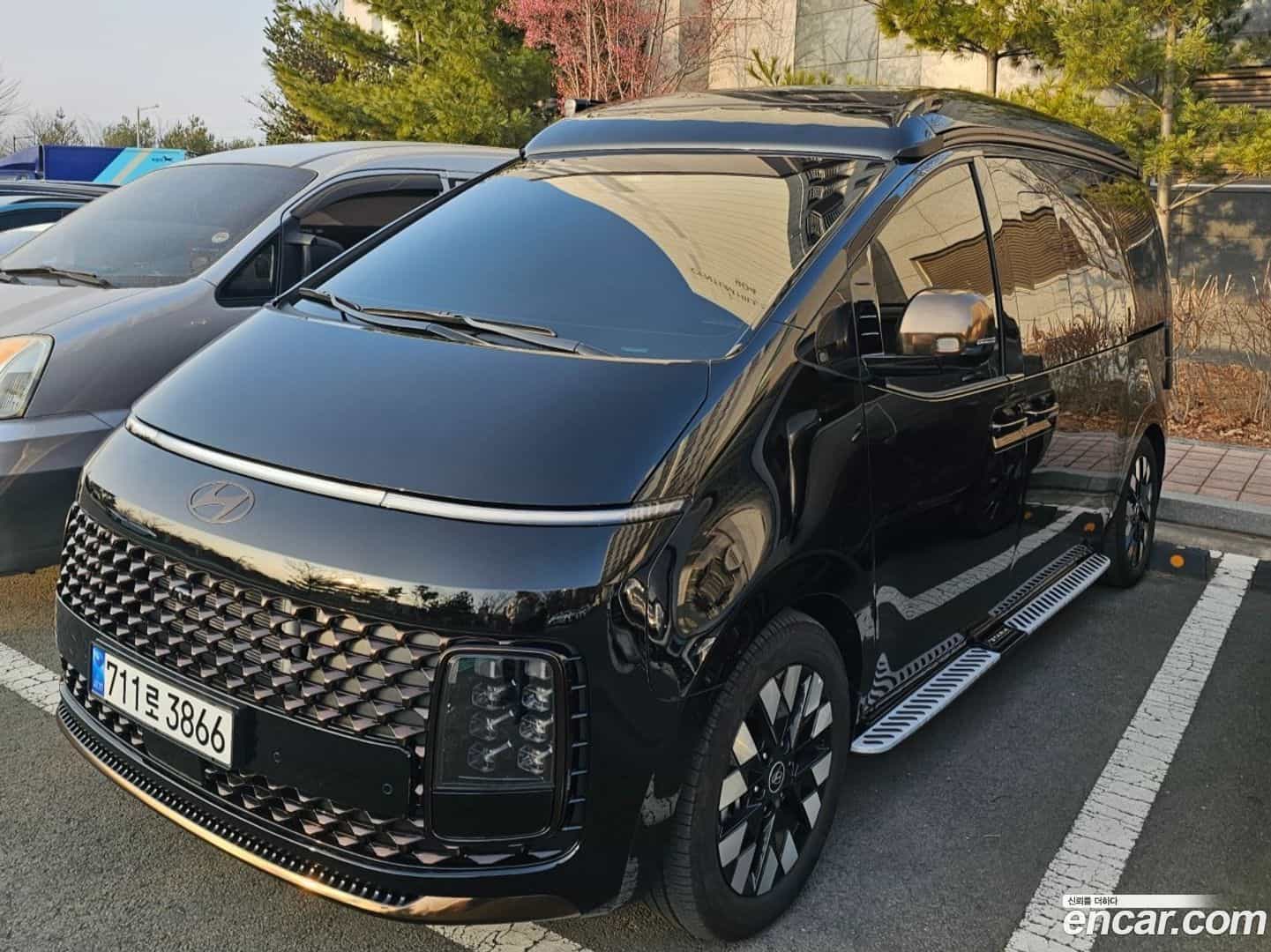 Staria Hyundai 2025.8-OUTER-004