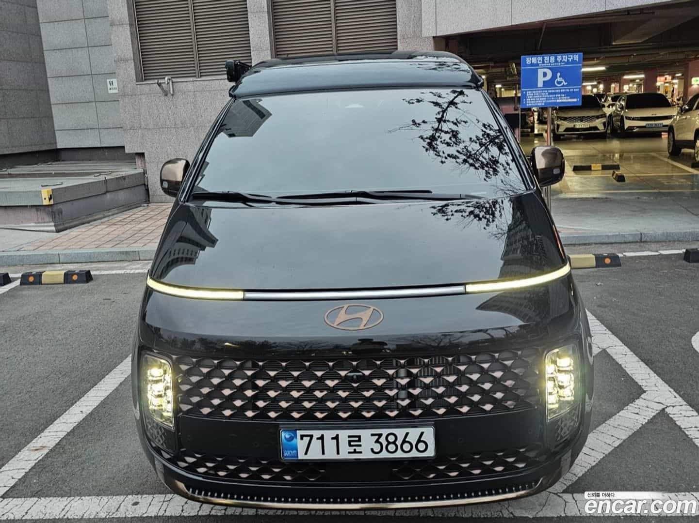 Staria Hyundai 2025.8-OUTER-005