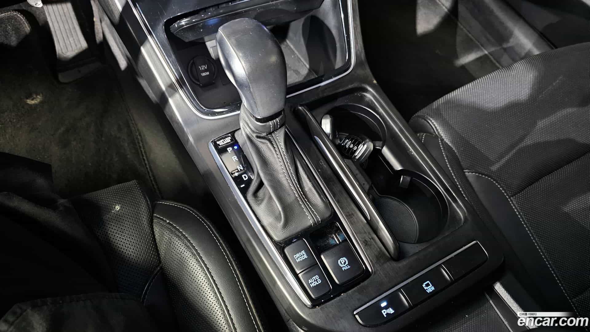 Grandeur Hyundai 2018.7-INNER-009