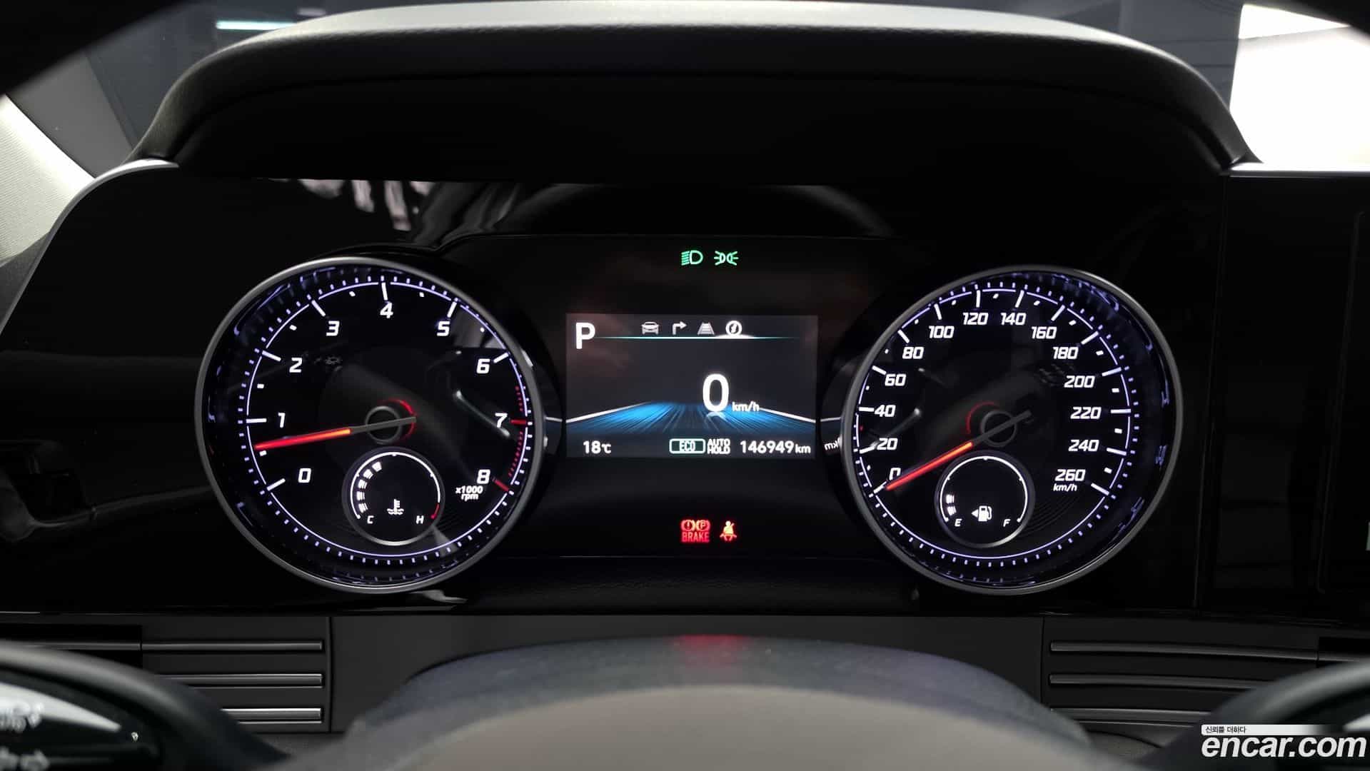 Grandeur Hyundai 2021.11-INNER-008