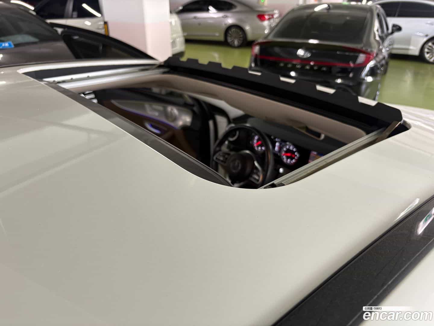 E-Class Mercedes-Benz 2019.7-OPTION-020