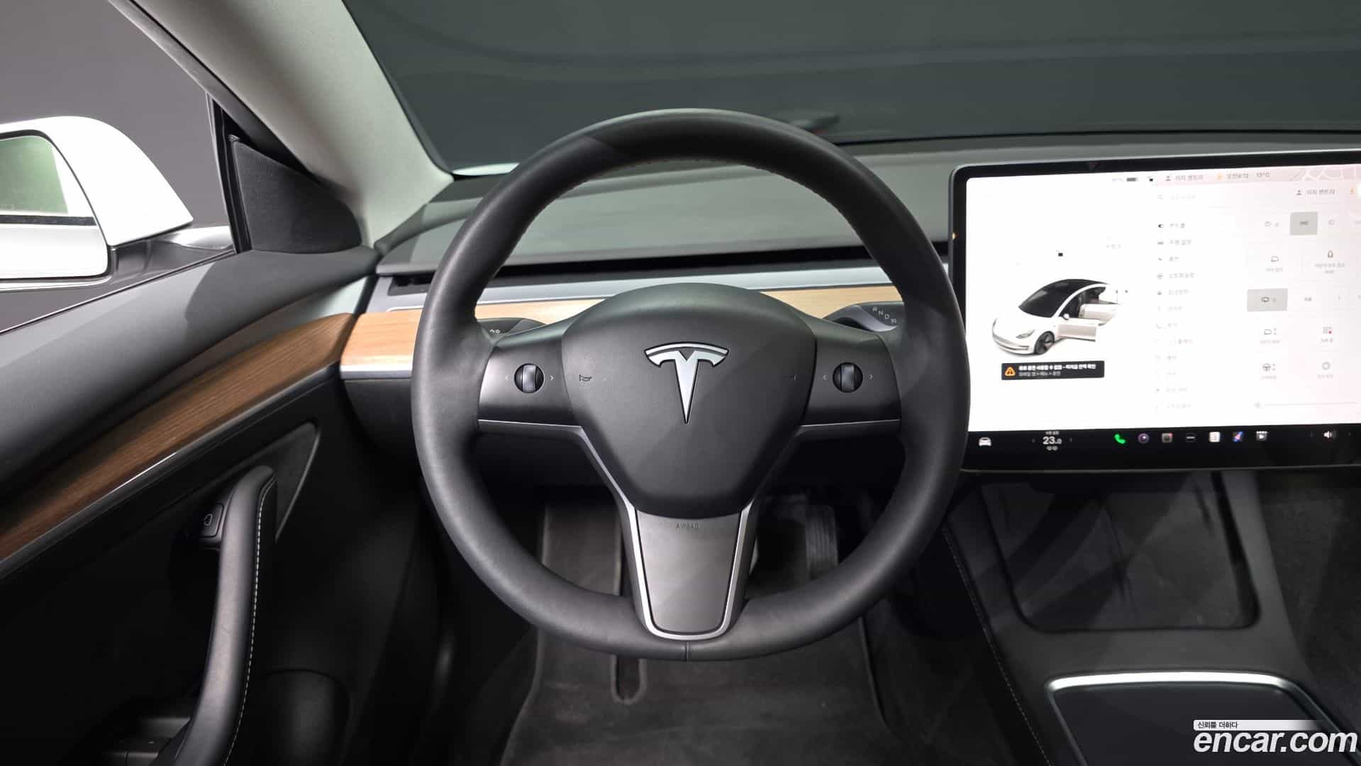 Model 3 Tesla 2022.2-OPTION-017