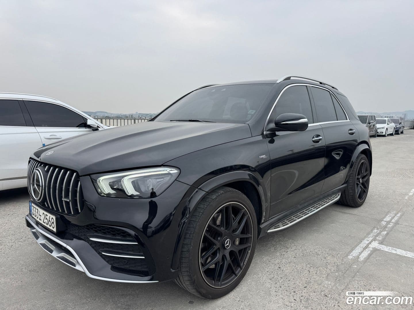 Main__Slider__Photo:GLE-Class Mercedes-Benz 2021.3-0