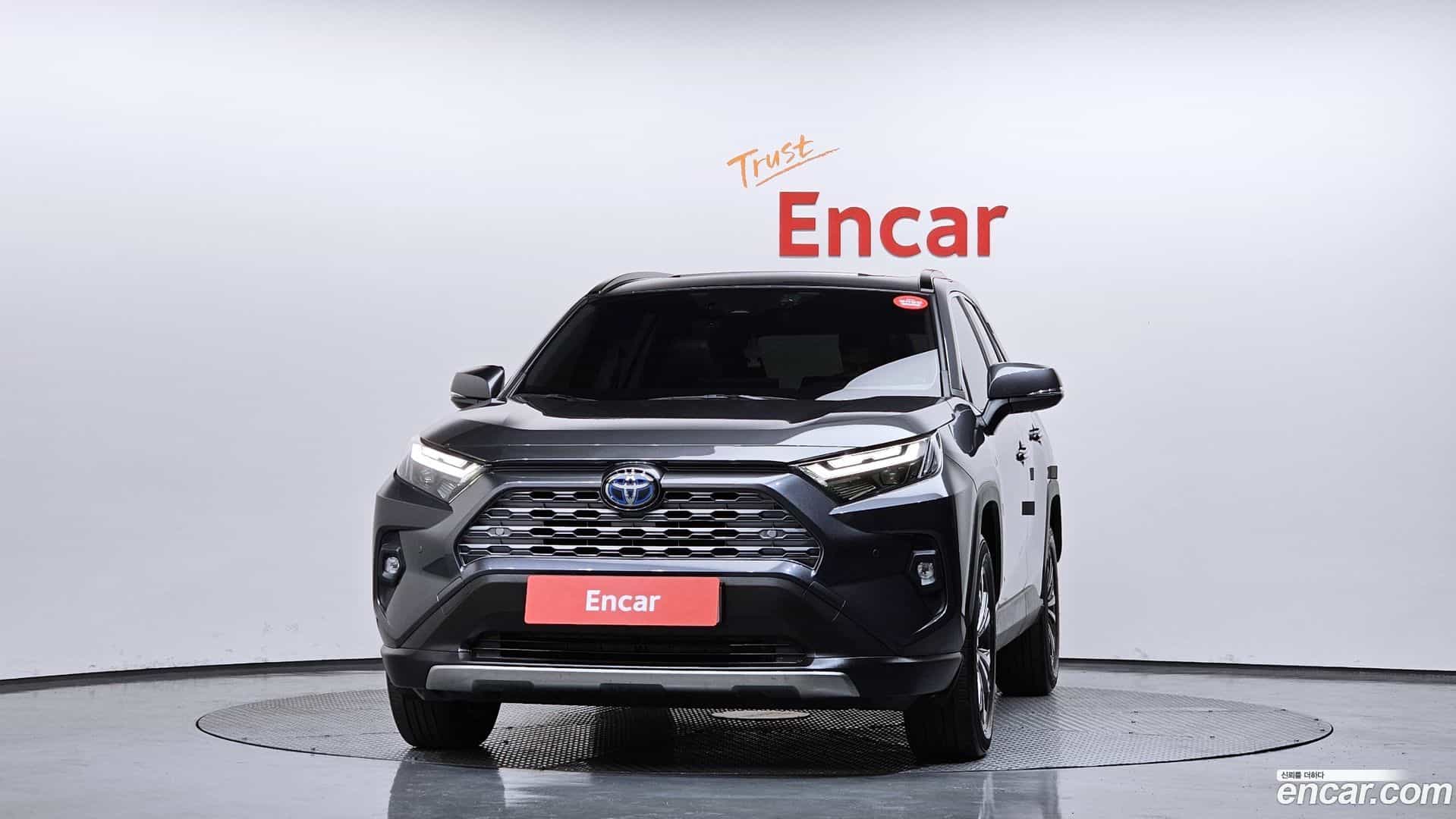 RAV4 Toyota 2024.2-OUTER-003