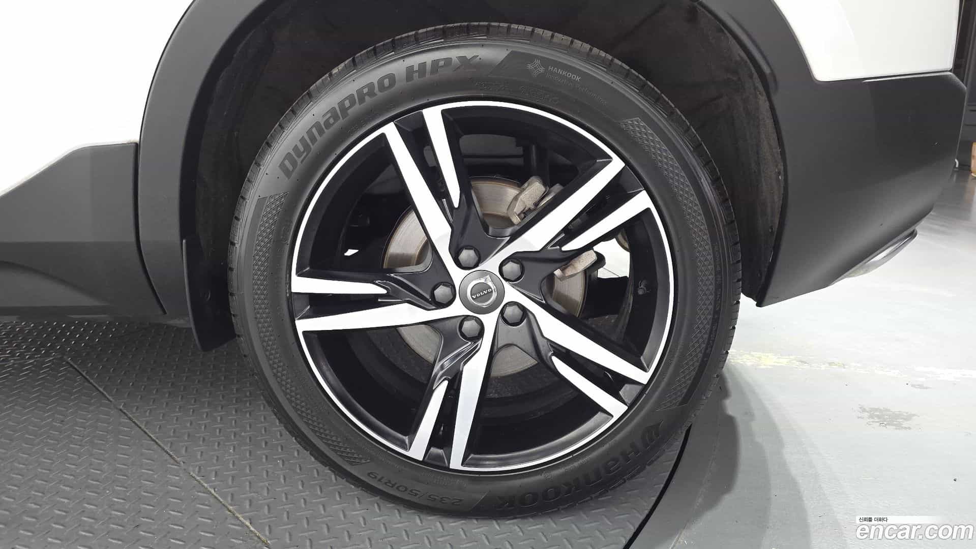 XC40 Volvo 2019.8-OUTER-005