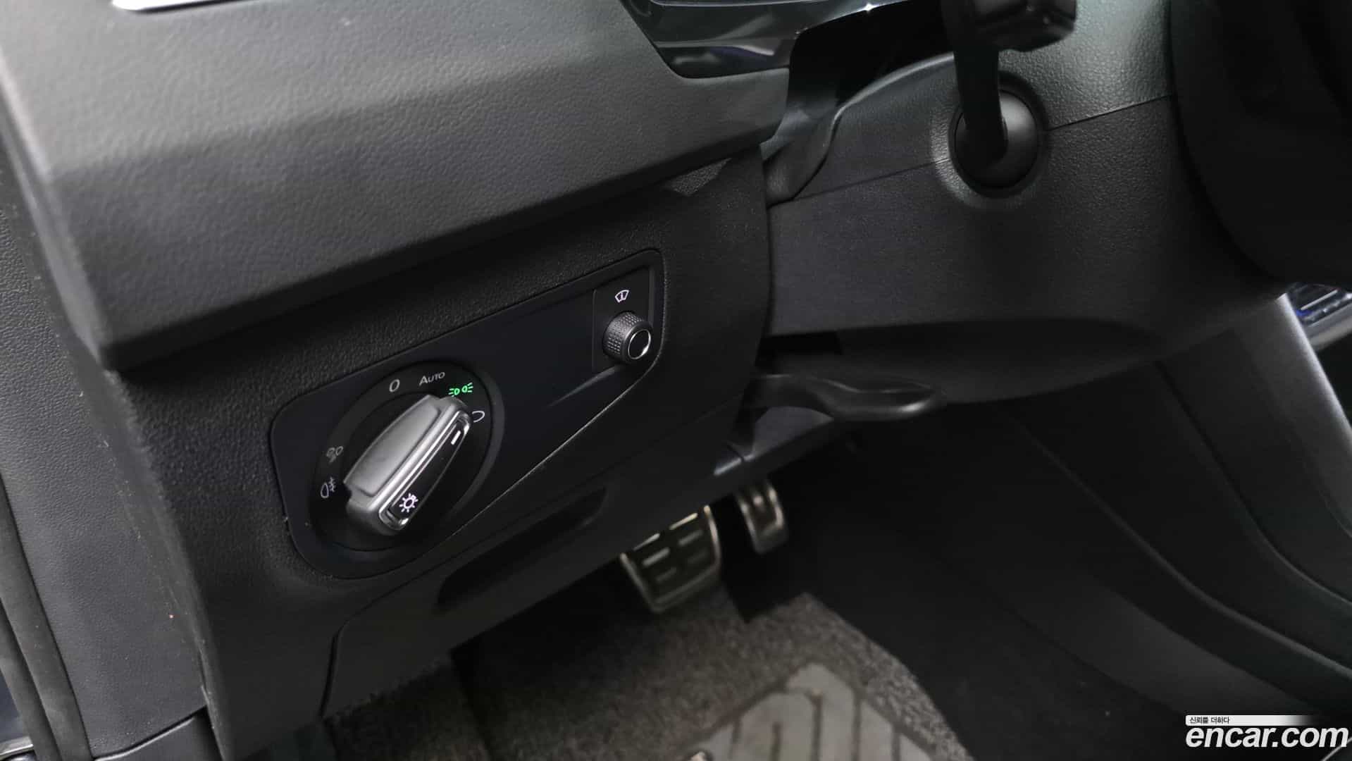Tiguan Volkswagen 2021.7-OPTION-023