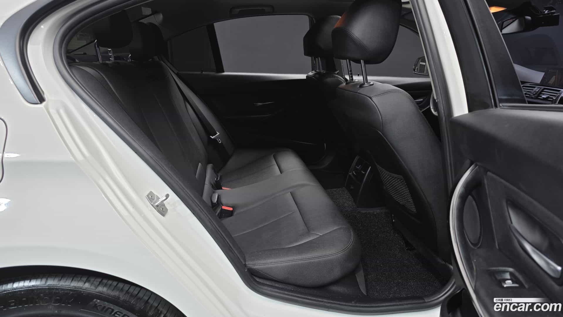 3-Series BMW 2018.2-OPTION-016