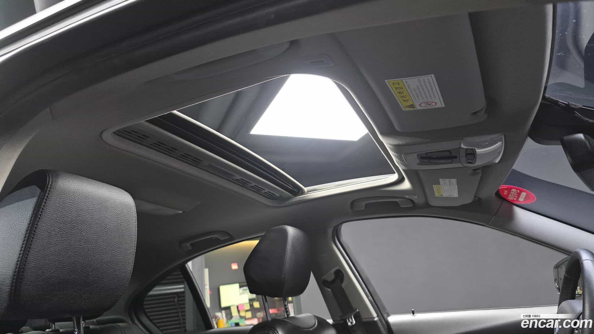 3-Series BMW 2018.2-OPTION-021