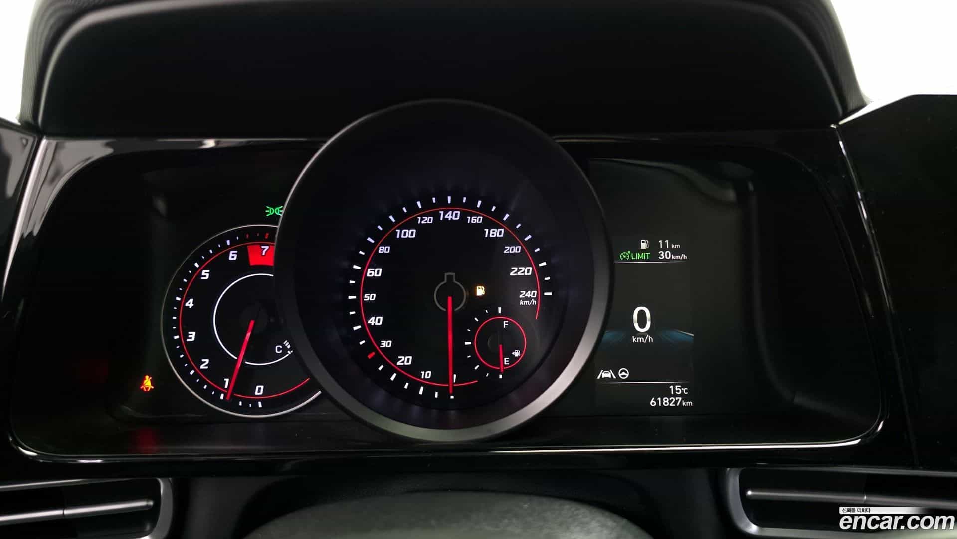 AVANTE Hyundai 2020.5-INNER-008