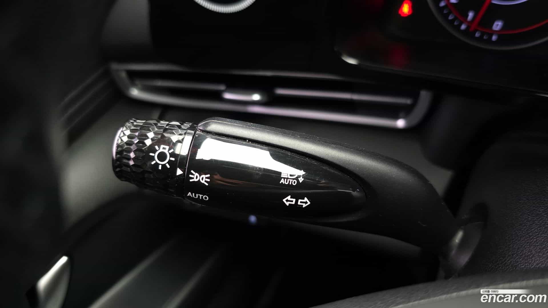 AVANTE Hyundai 2020.5-OPTION-022