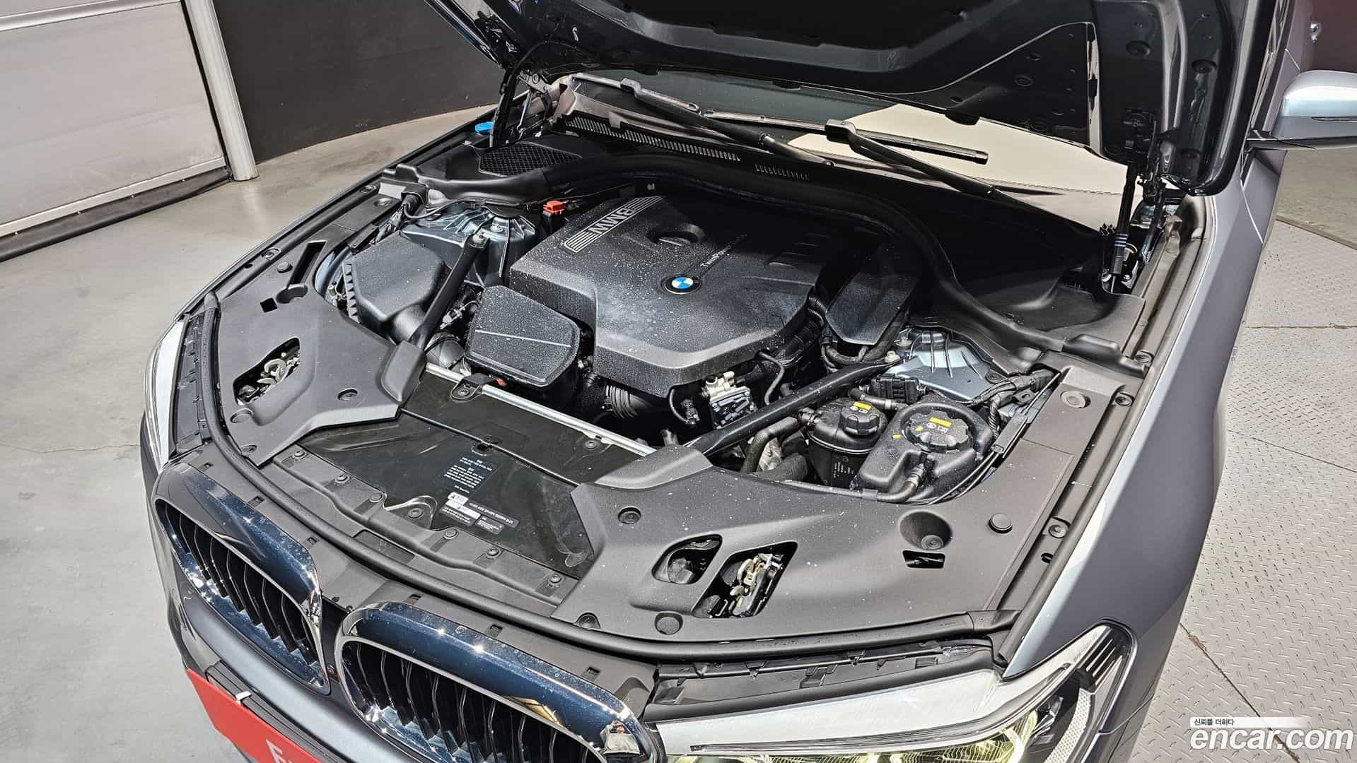 5-Series BMW 2017.5-OUTER-006