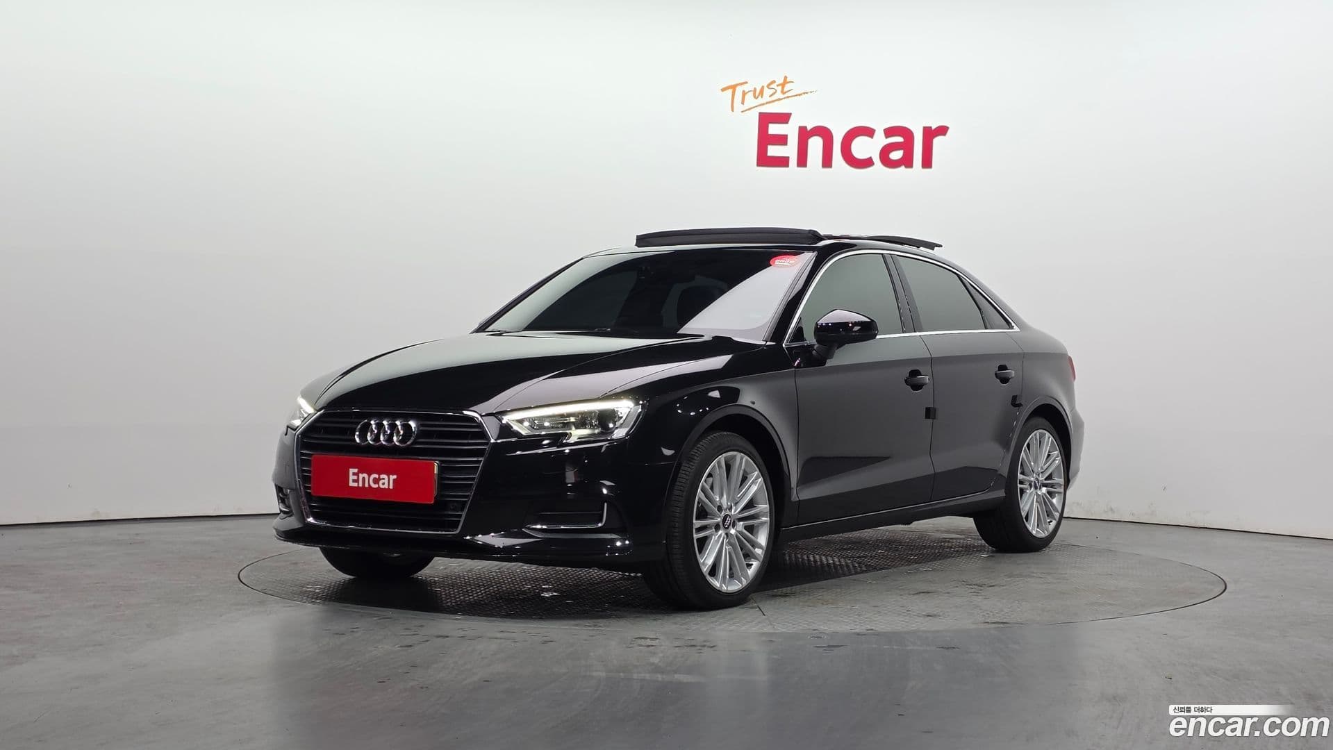 Main__Slider__Photo:A3 Audi 2018.8-0
