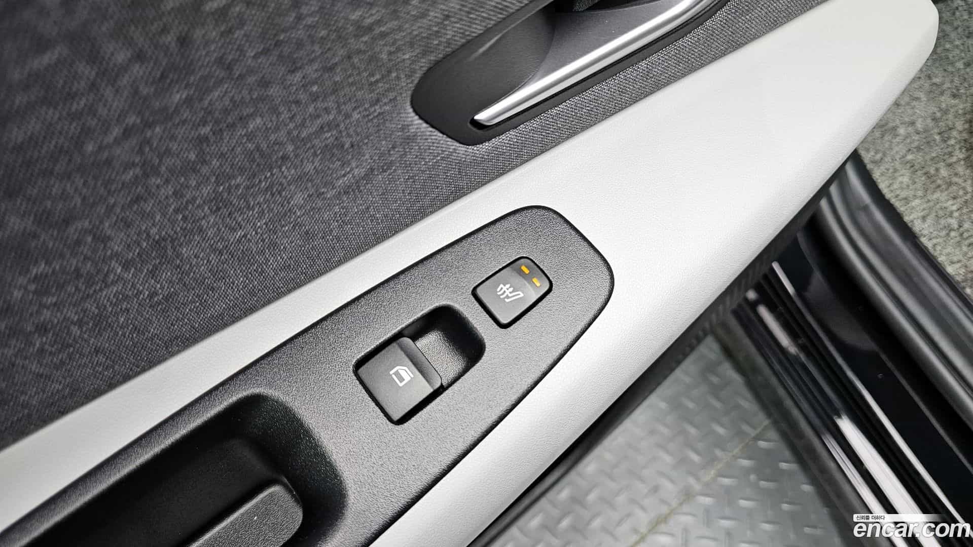 AVANTE Hyundai 2021.6-OPTION-021