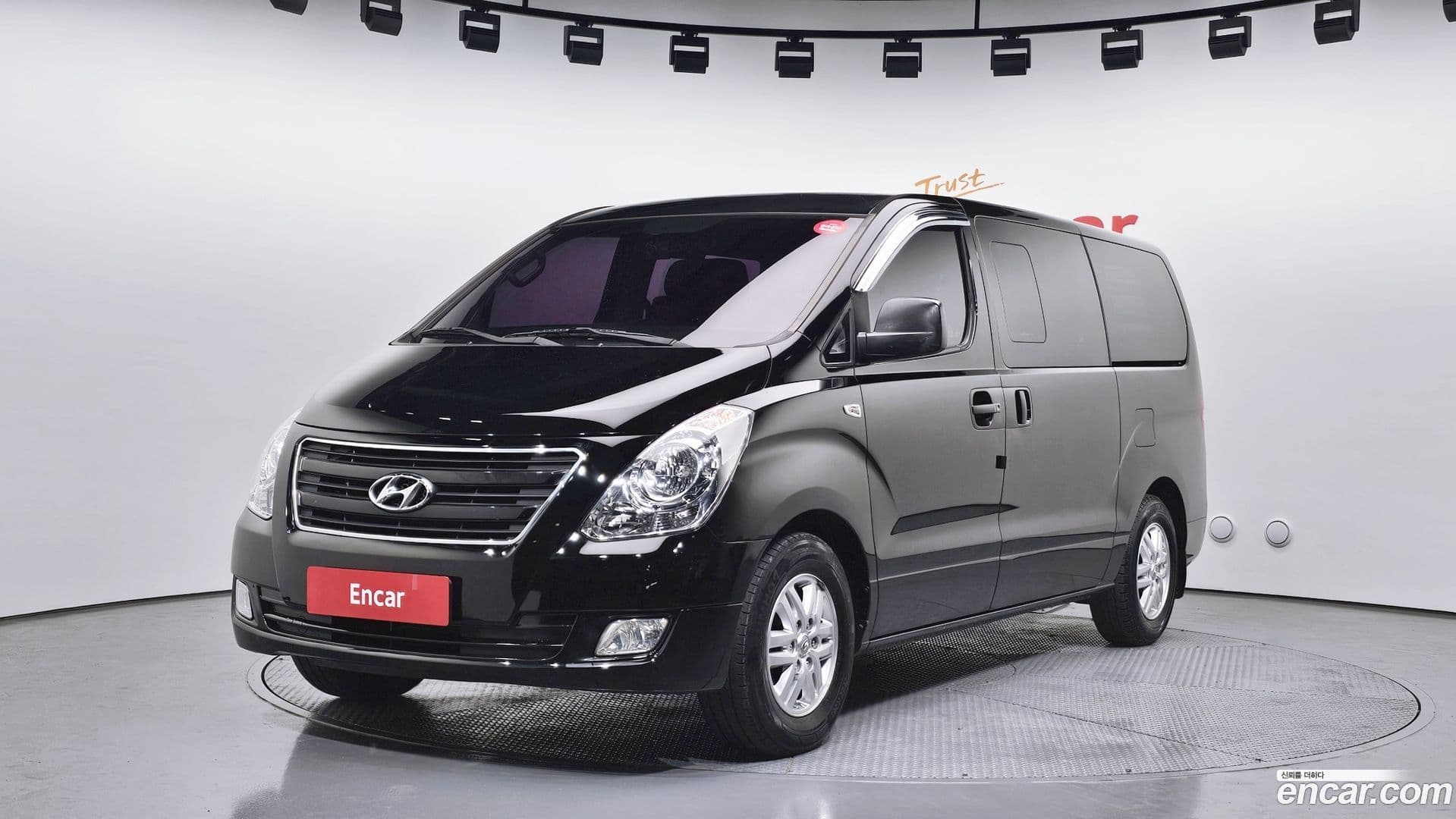 Main__Slider__Photo:Starex Hyundai 2017.0-0