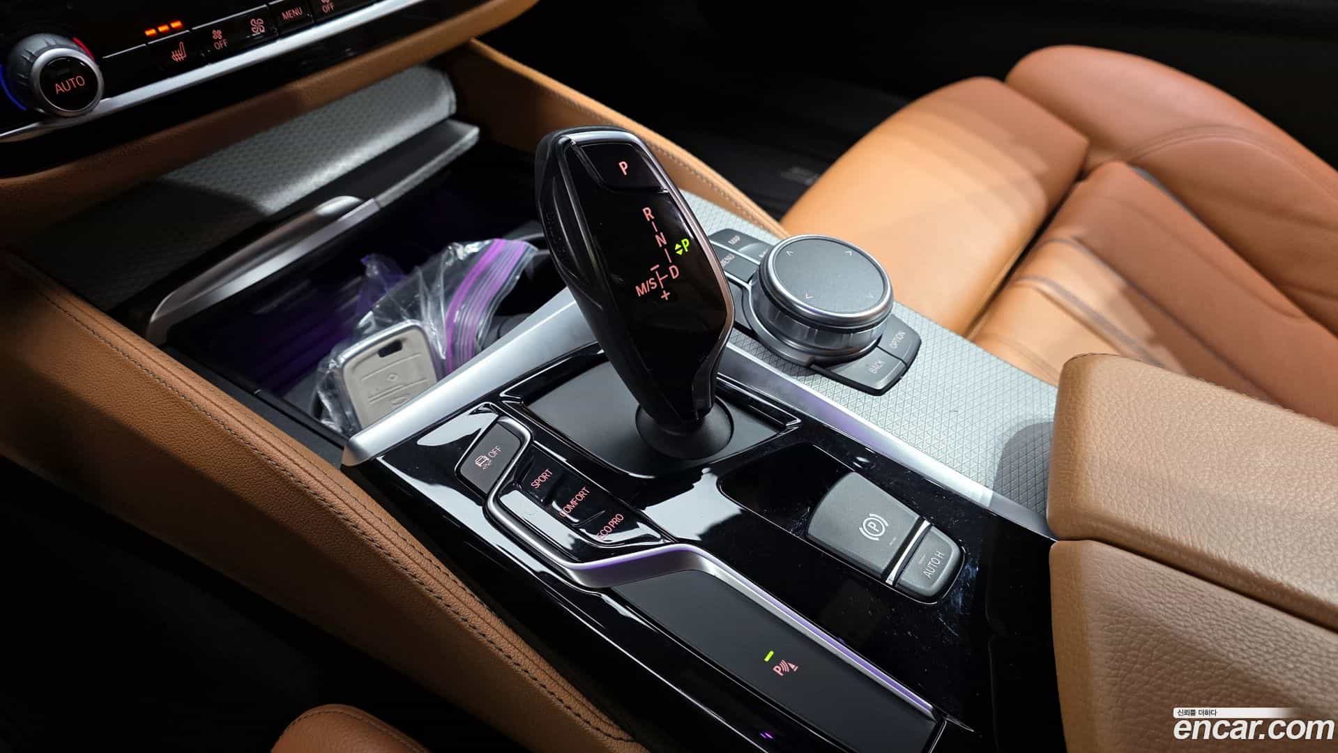 5-Series BMW 2017.9-INNER-009