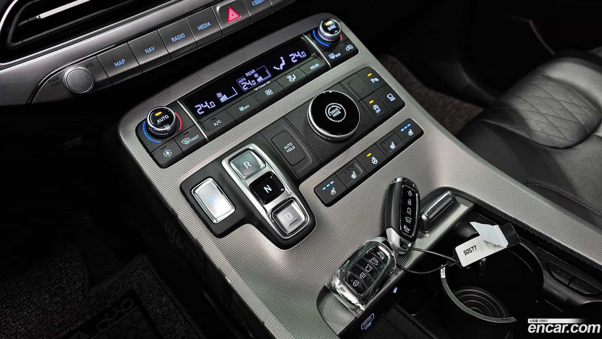Palisade Hyundai 2021.4-INNER-009