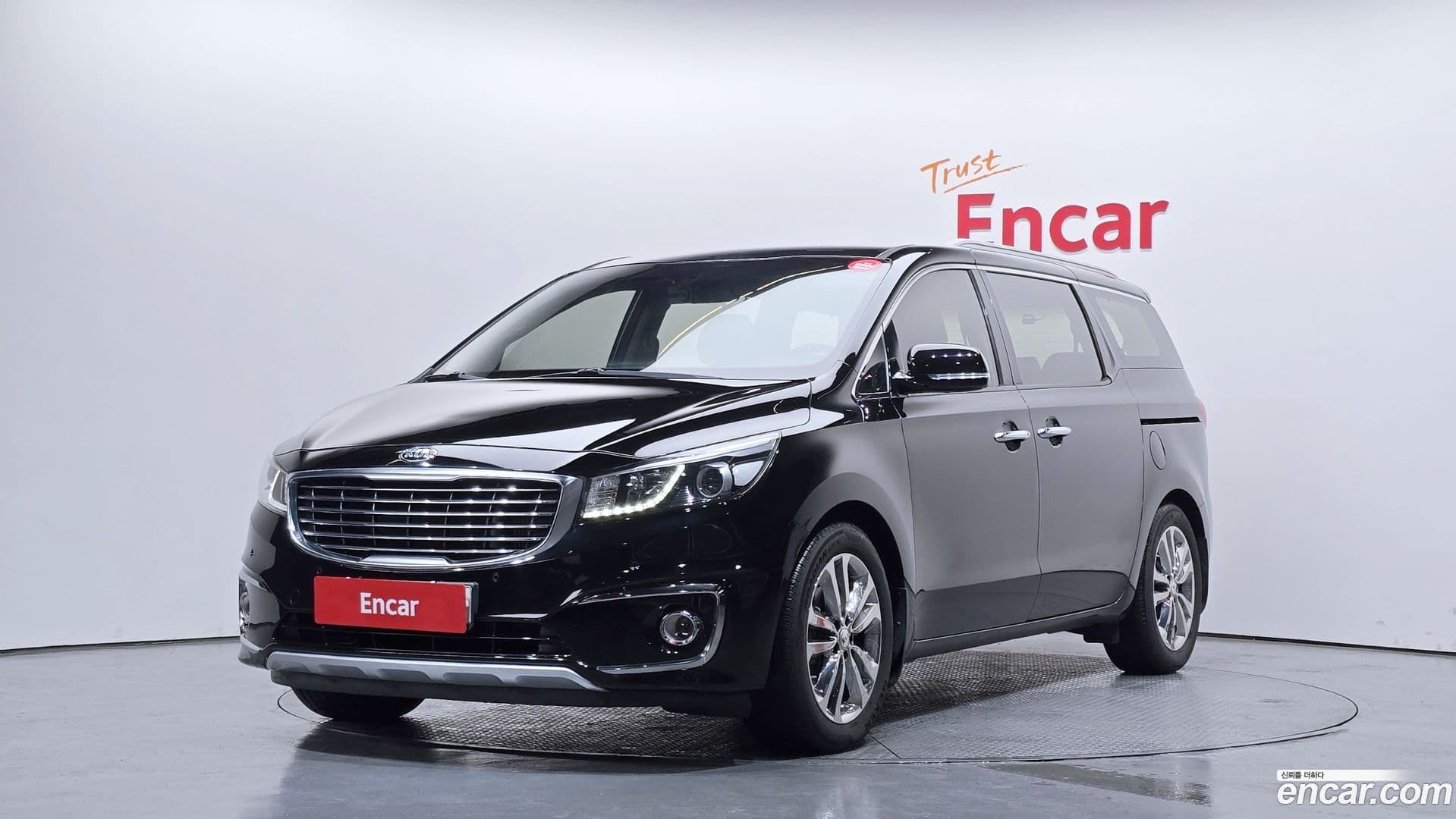 Main__Slider__Photo:Canival Kia 2018.4-0