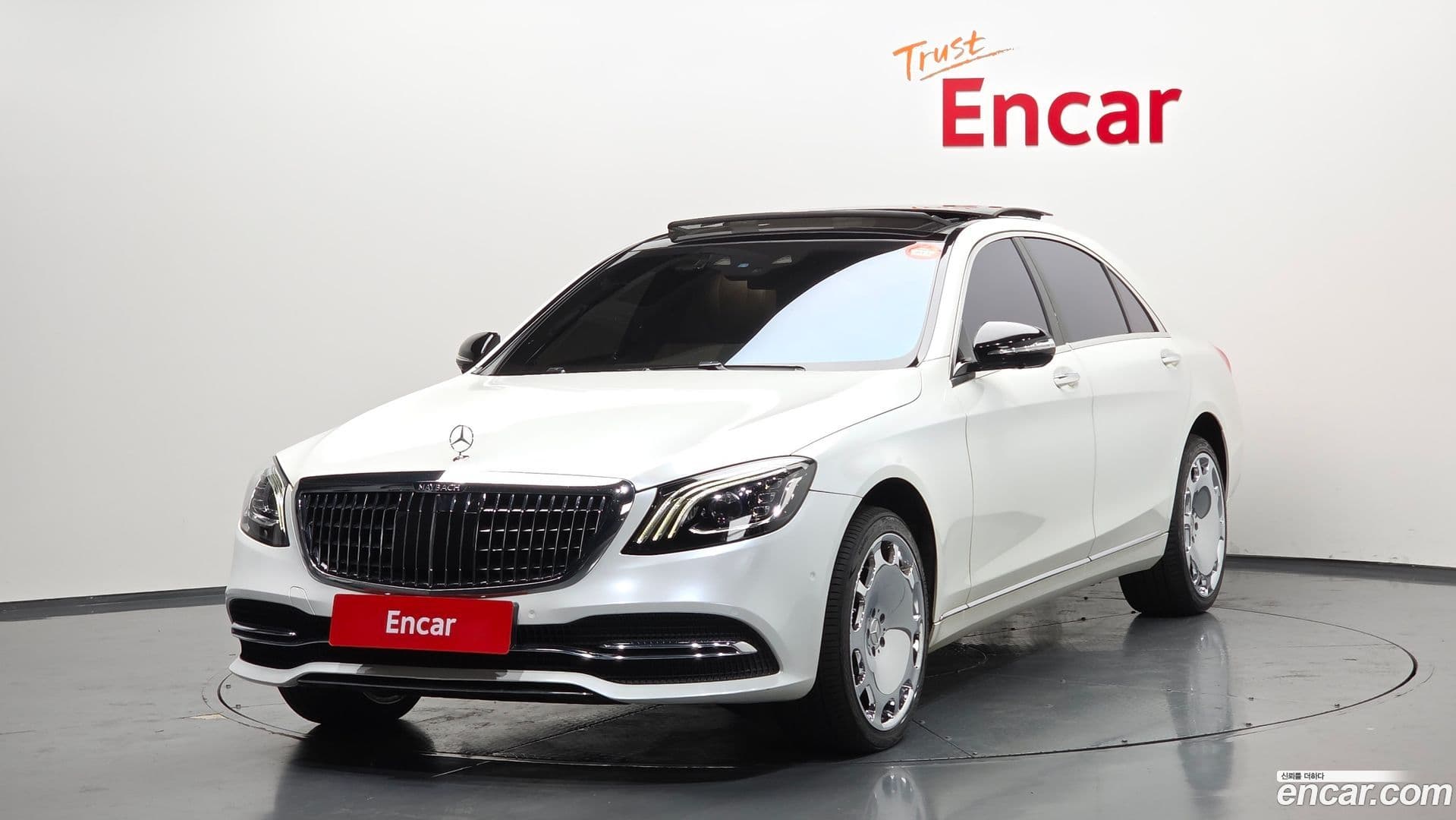 Main__Slider__Photo:S-Class Mercedes-Benz 2018.0-0