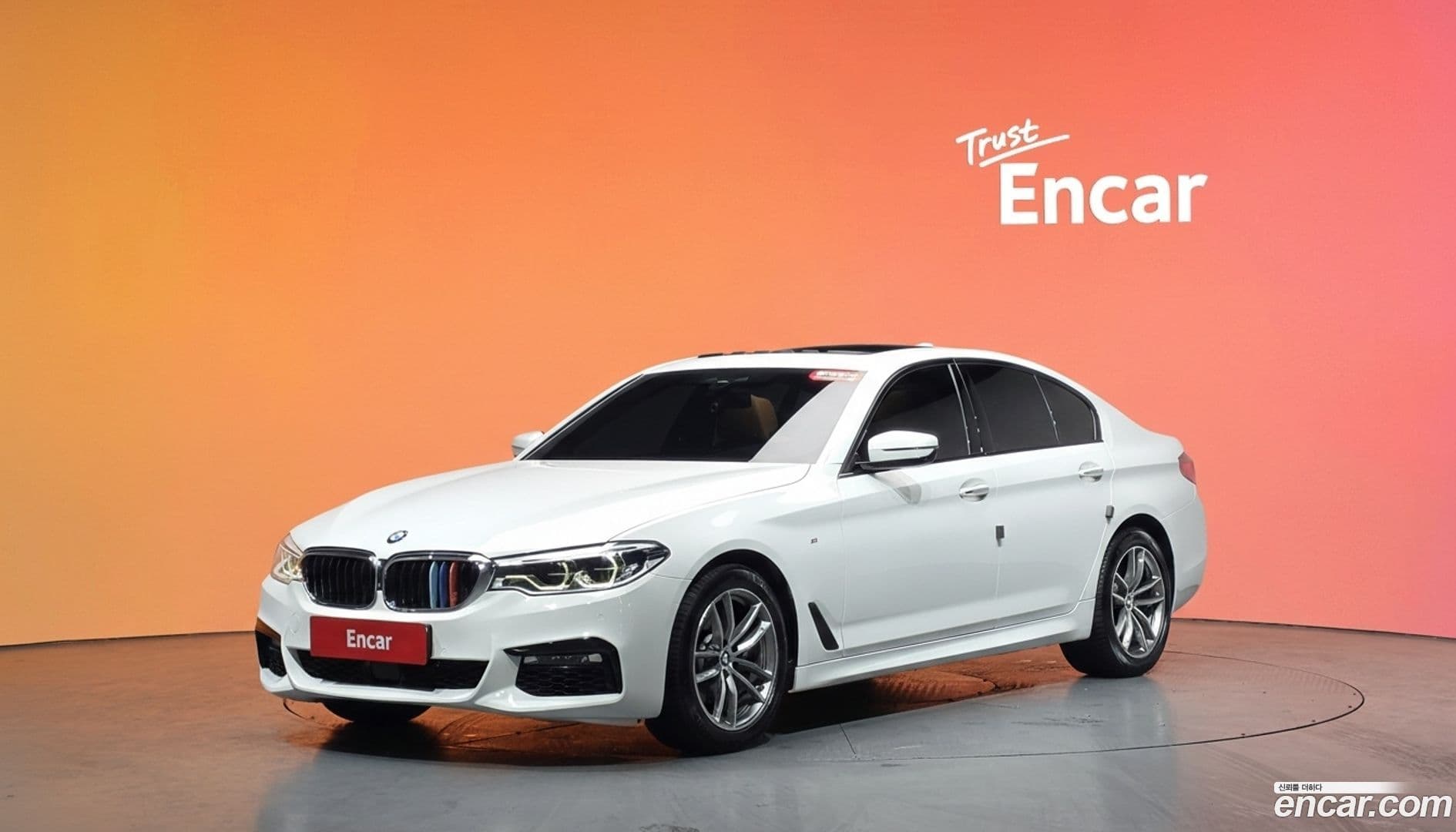 Main__Slider__Photo:5-Series BMW 2017.8-0