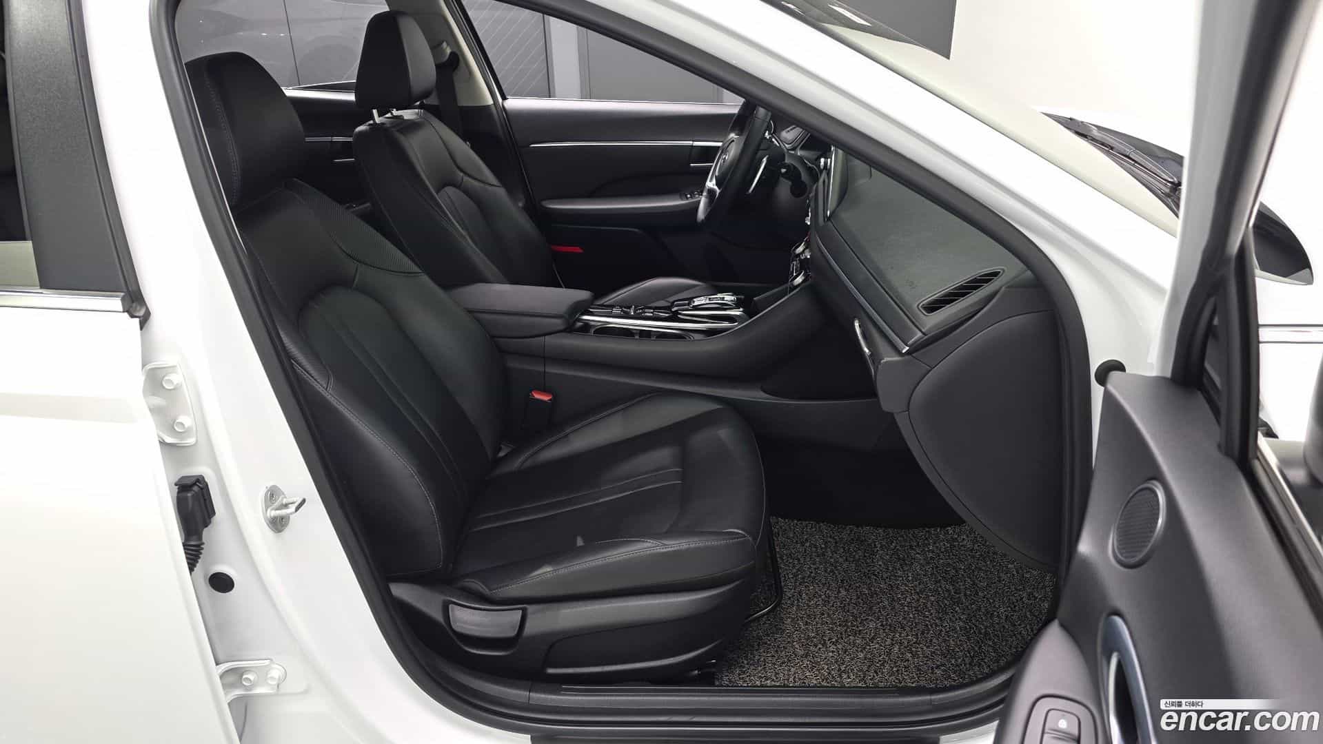 Sonata Hyundai 2019.11-OPTION-017