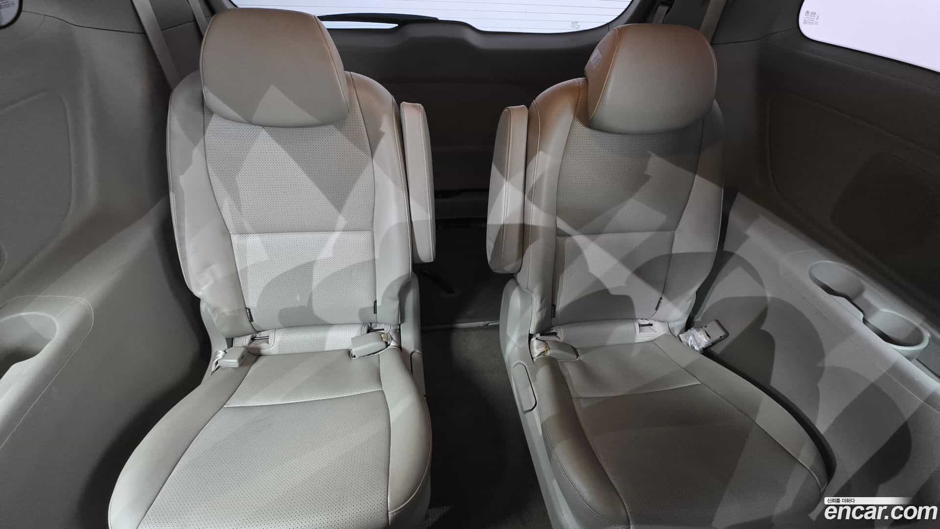 Canival Kia 2019.4-OPTION-023