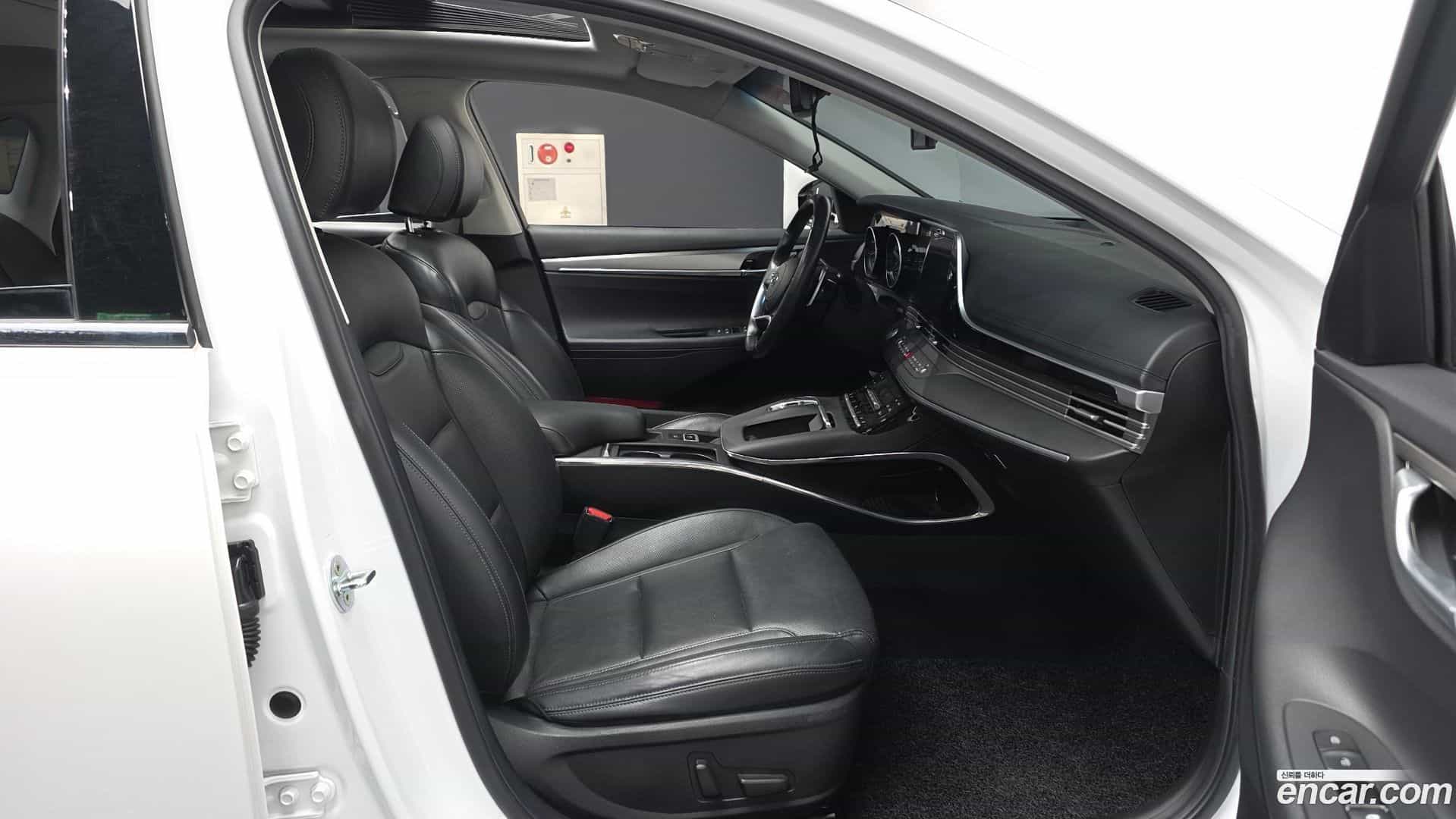 Grandeur Hyundai 2021.2-OPTION-015