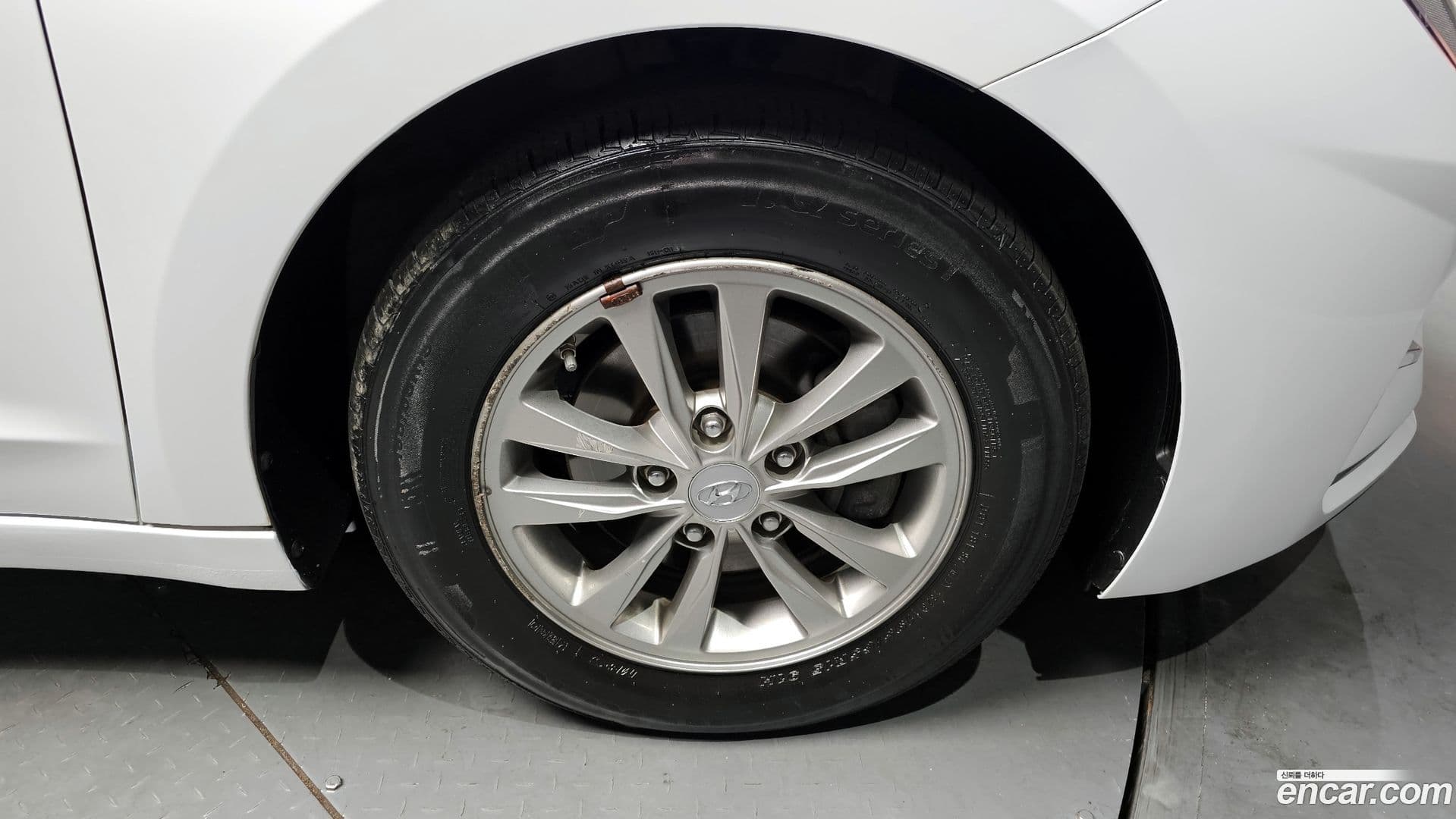 Main__Slider__Photo:AVANTE Hyundai 2020.0-4