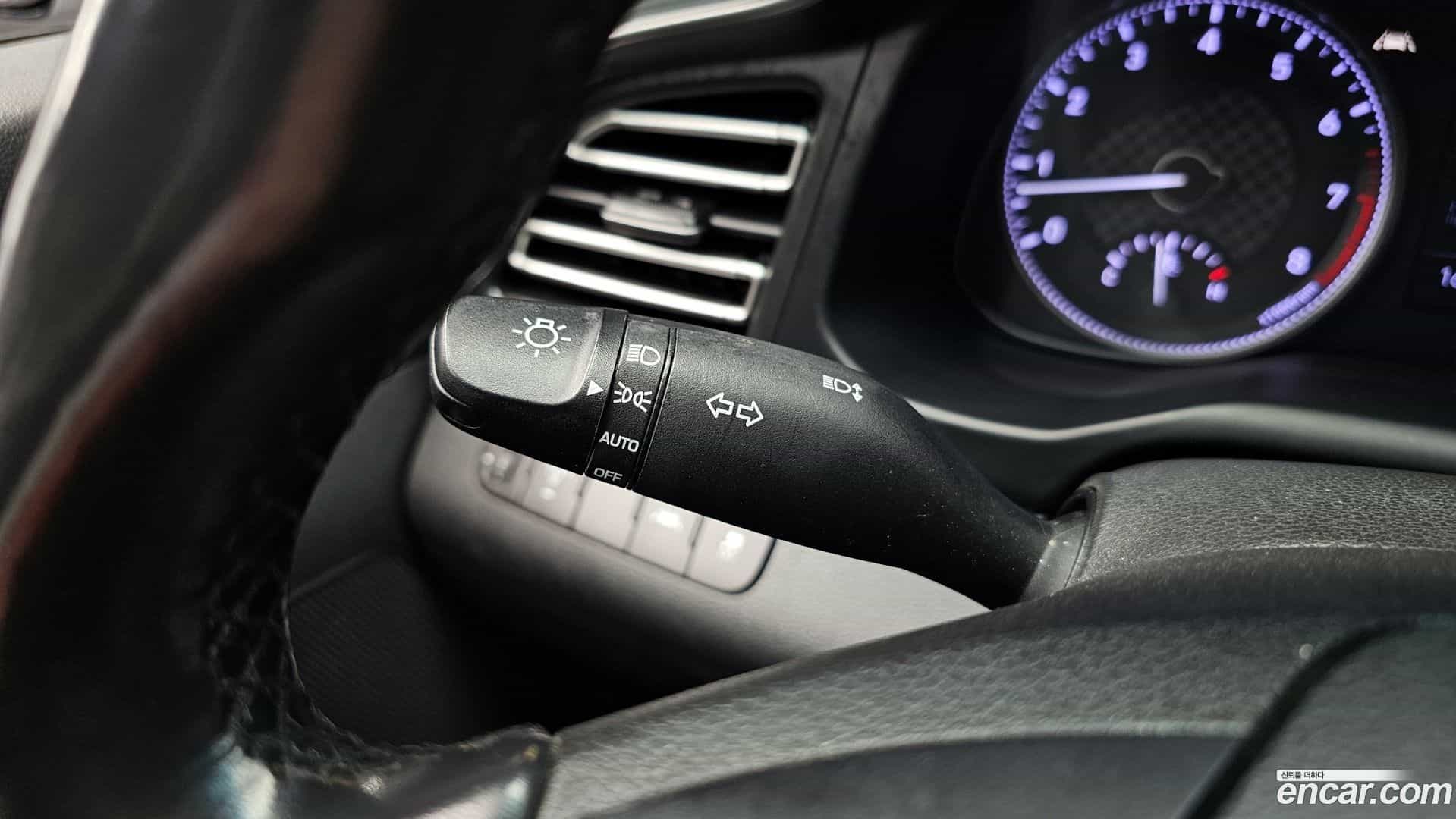 AVANTE Hyundai 2020.0-OPTION-021