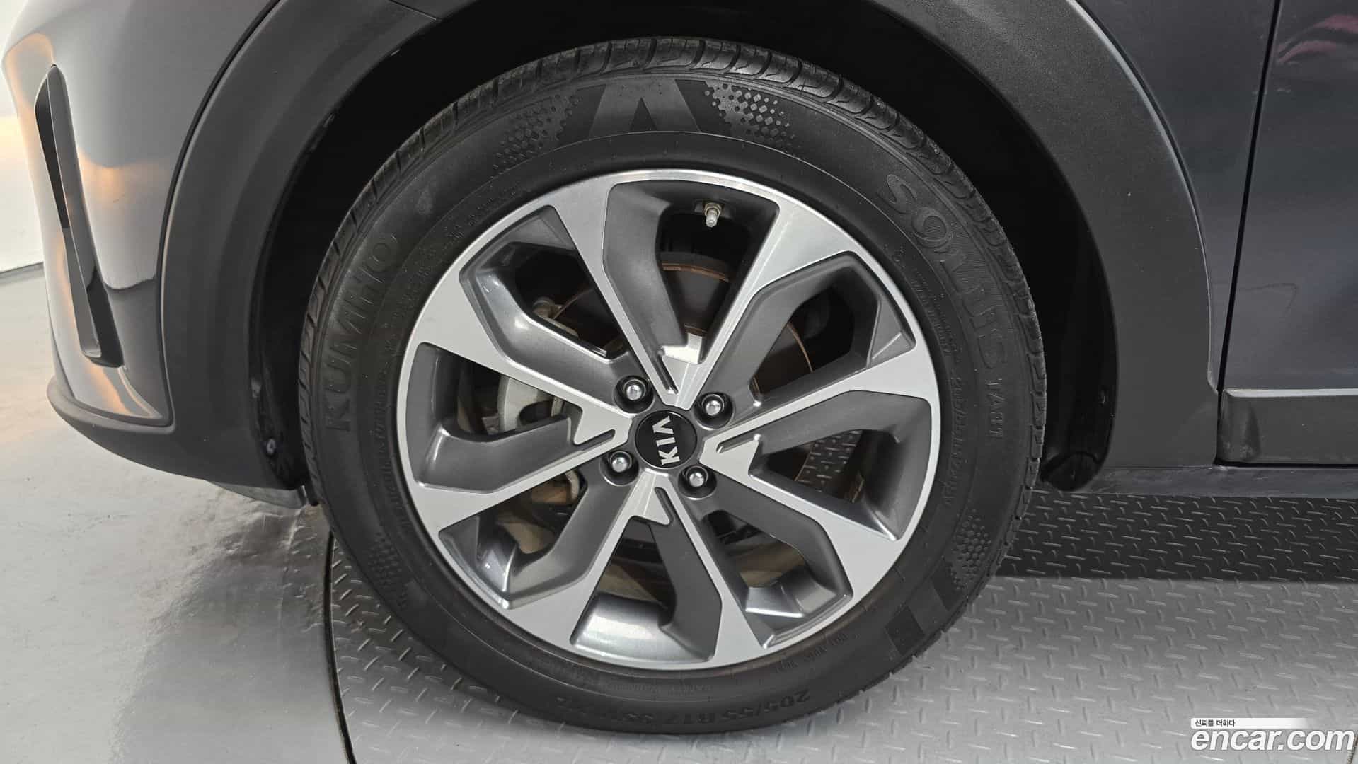 Stonic Kia 2018.4-OUTER-005