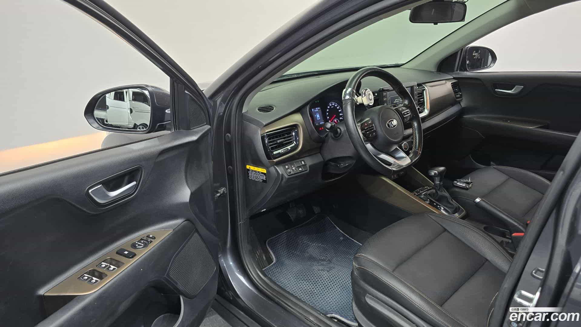 Stonic Kia 2018.4-OPTION-015