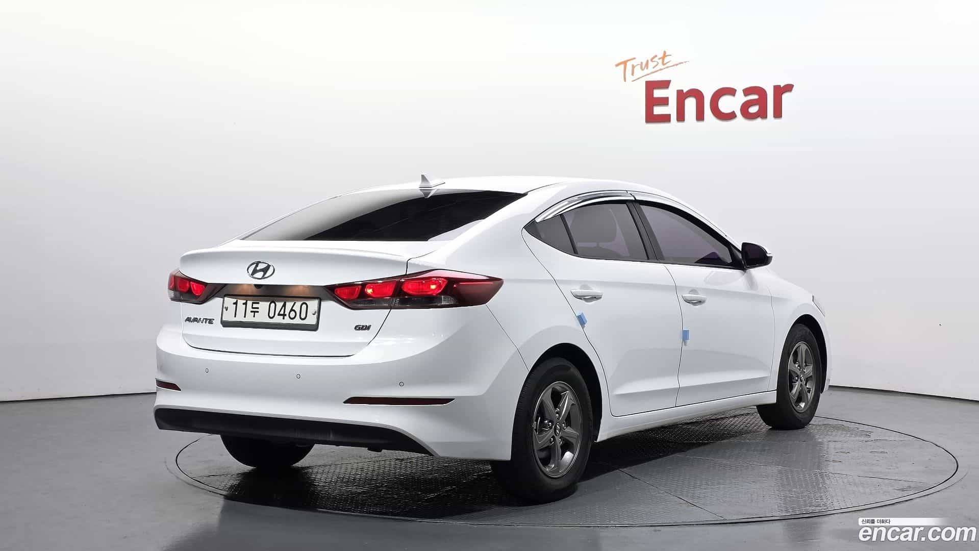 AVANTE Hyundai 2016.8-OUTER-002
