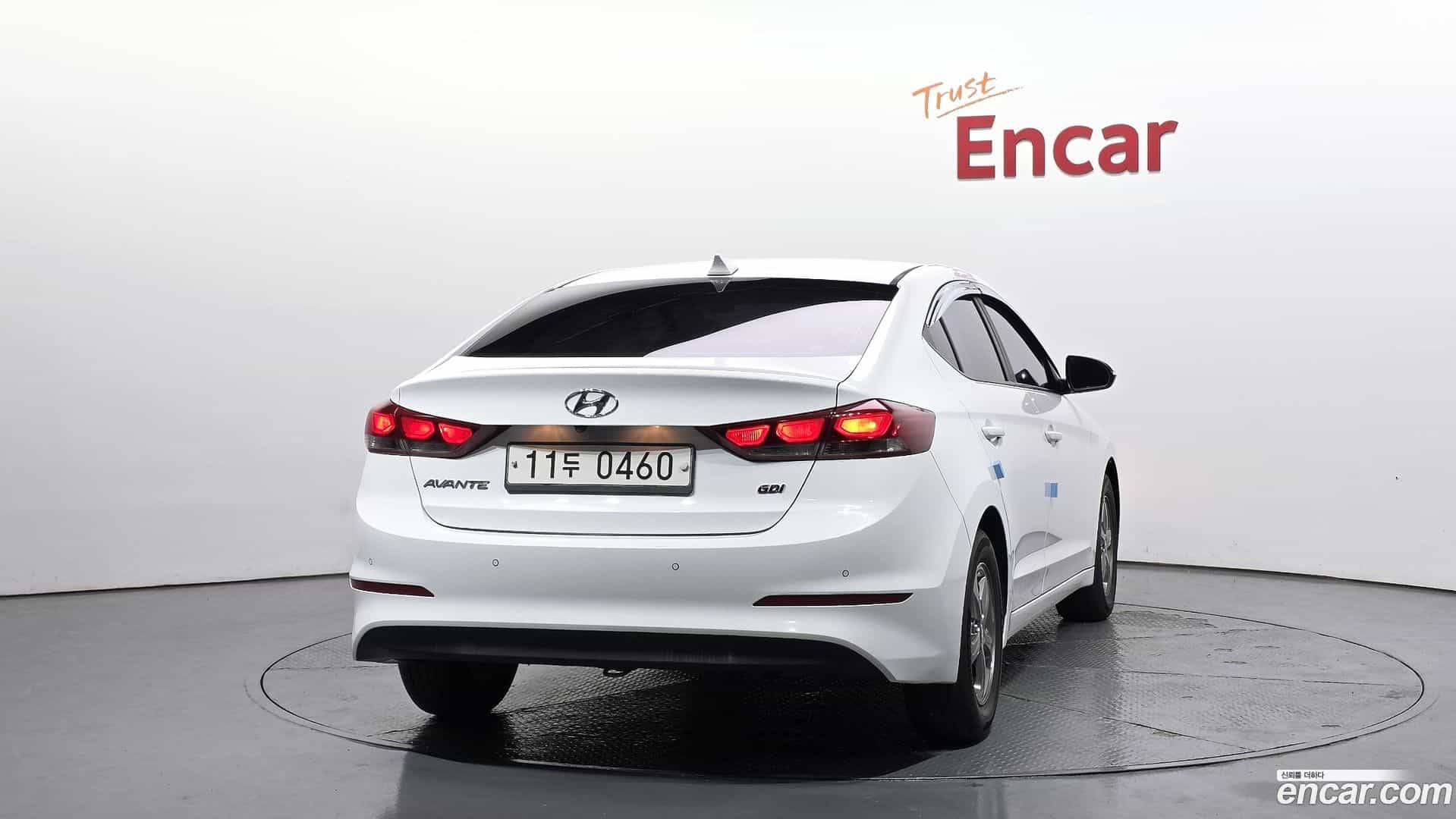 AVANTE Hyundai 2016.8-OUTER-004