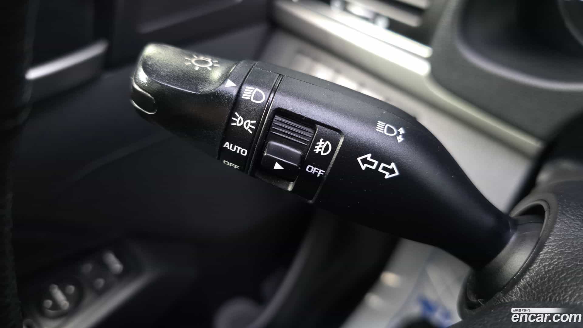 AVANTE Hyundai 2016.8-OPTION-020