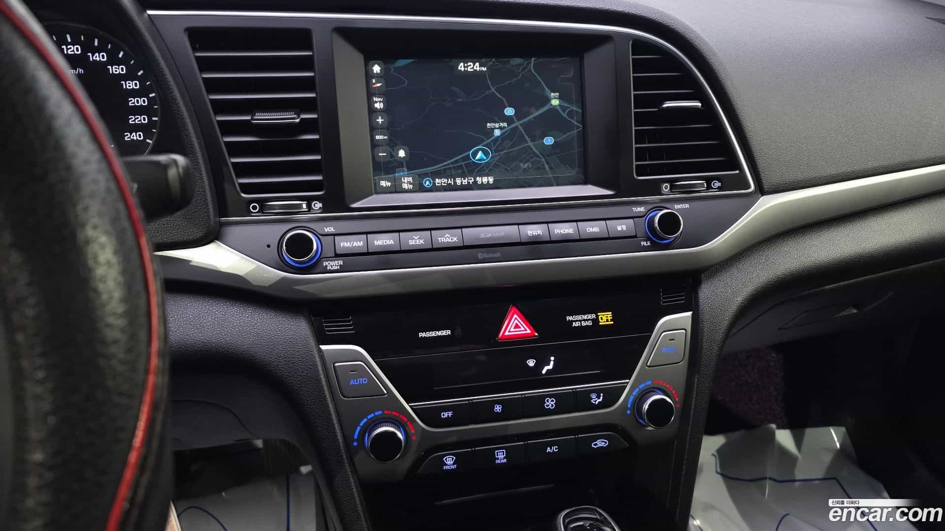 AVANTE Hyundai 2016.8-OPTION-021