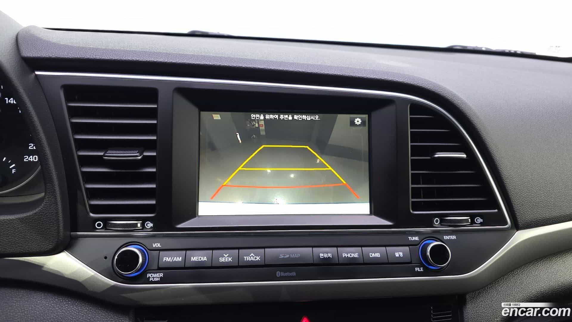 AVANTE Hyundai 2016.8-OPTION-022