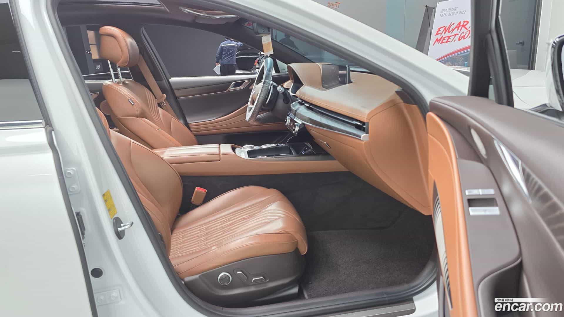 G80 Genesis 2020.4-INNER-010