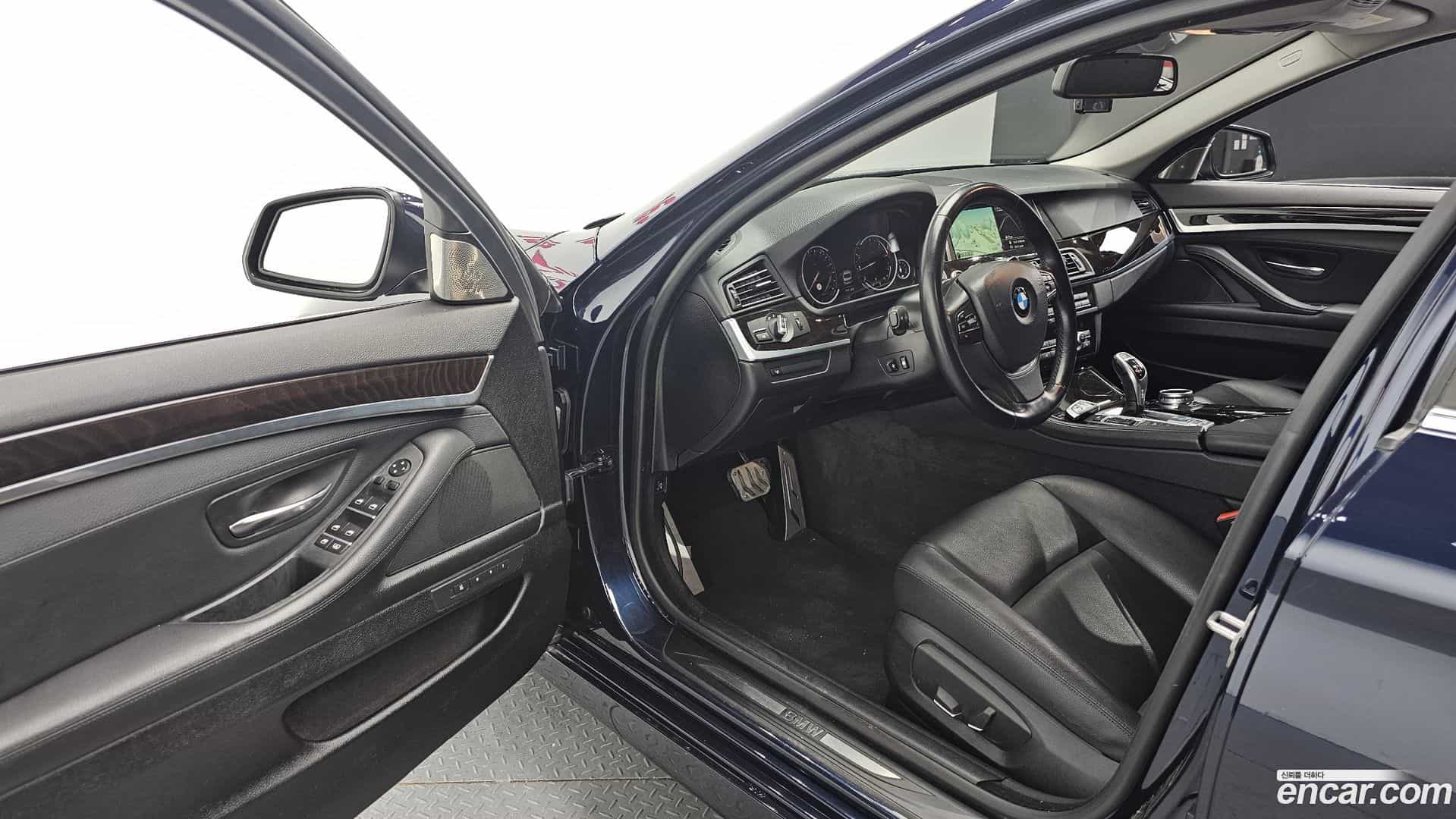 5-Series BMW 2014.6-OPTION-015