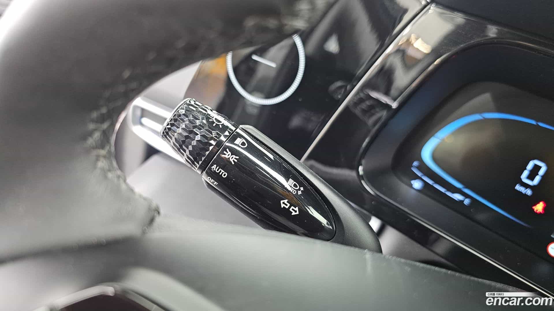 AVANTE Hyundai 2023.7-OPTION-023