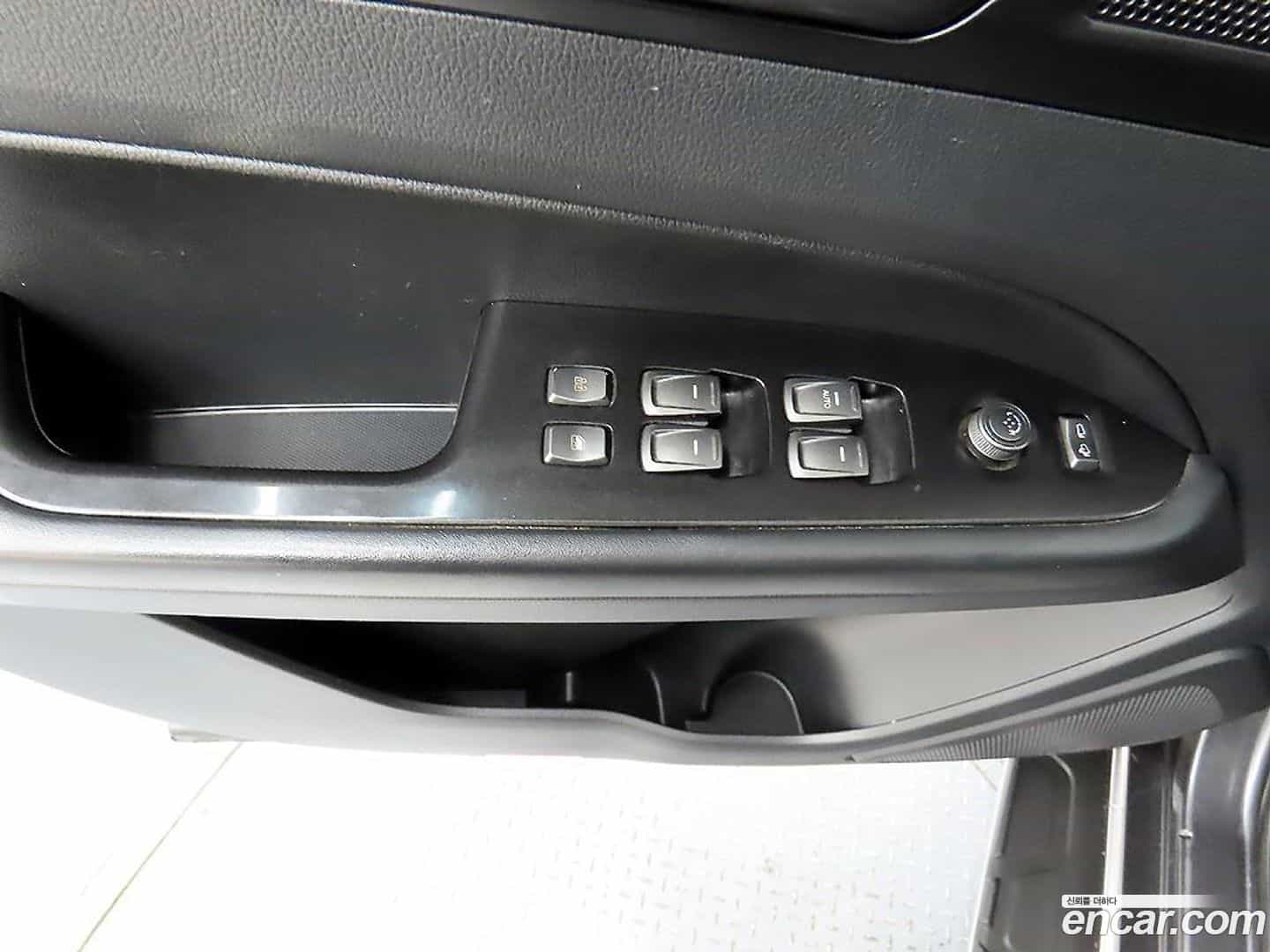 Rexton KG Mobility 2019.10-OPTION-015