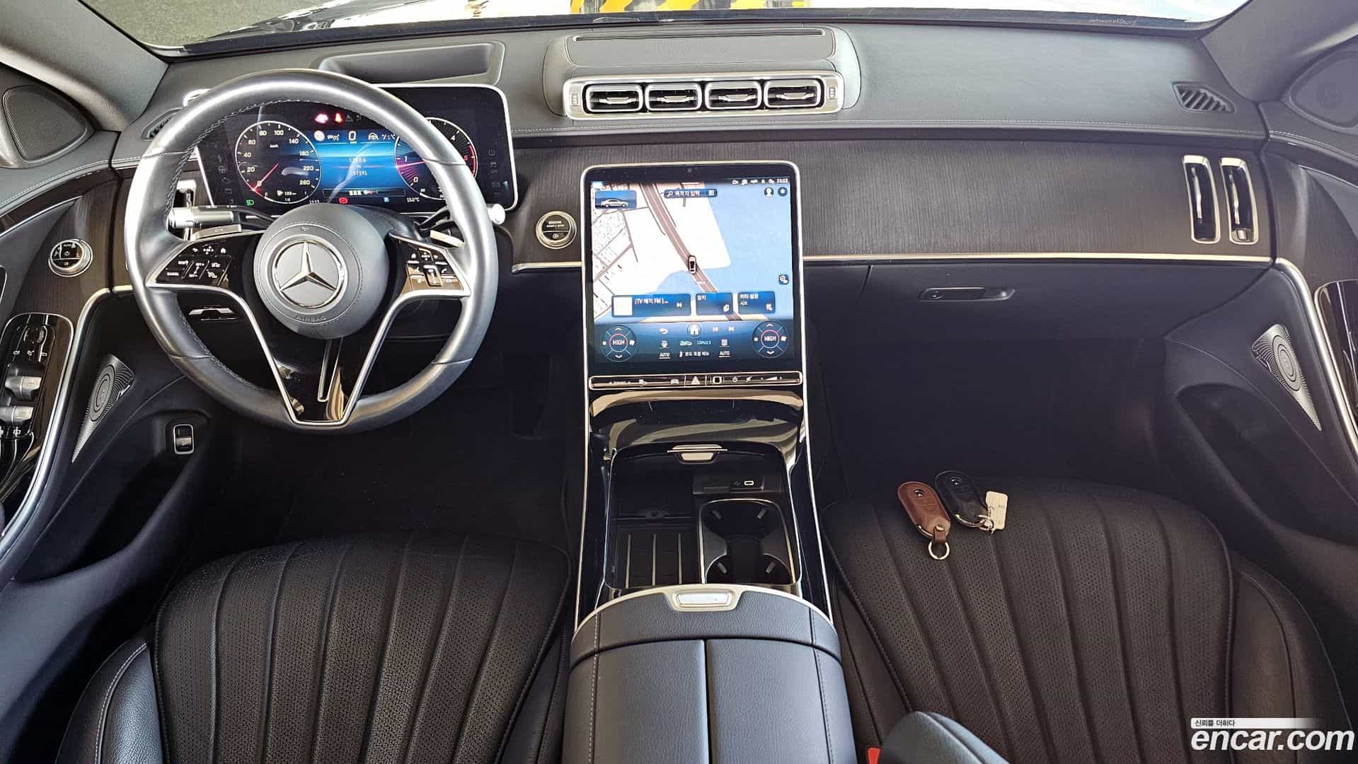S-Class Mercedes-Benz 2022.0-INNER-007